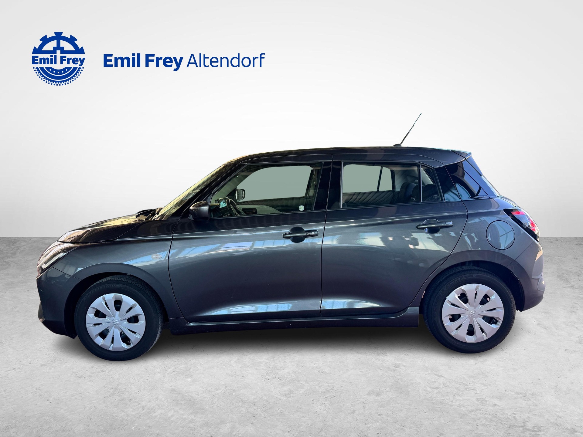 SUZUKI Swift 1.2 Unico Hybrid-showroom-element-1
