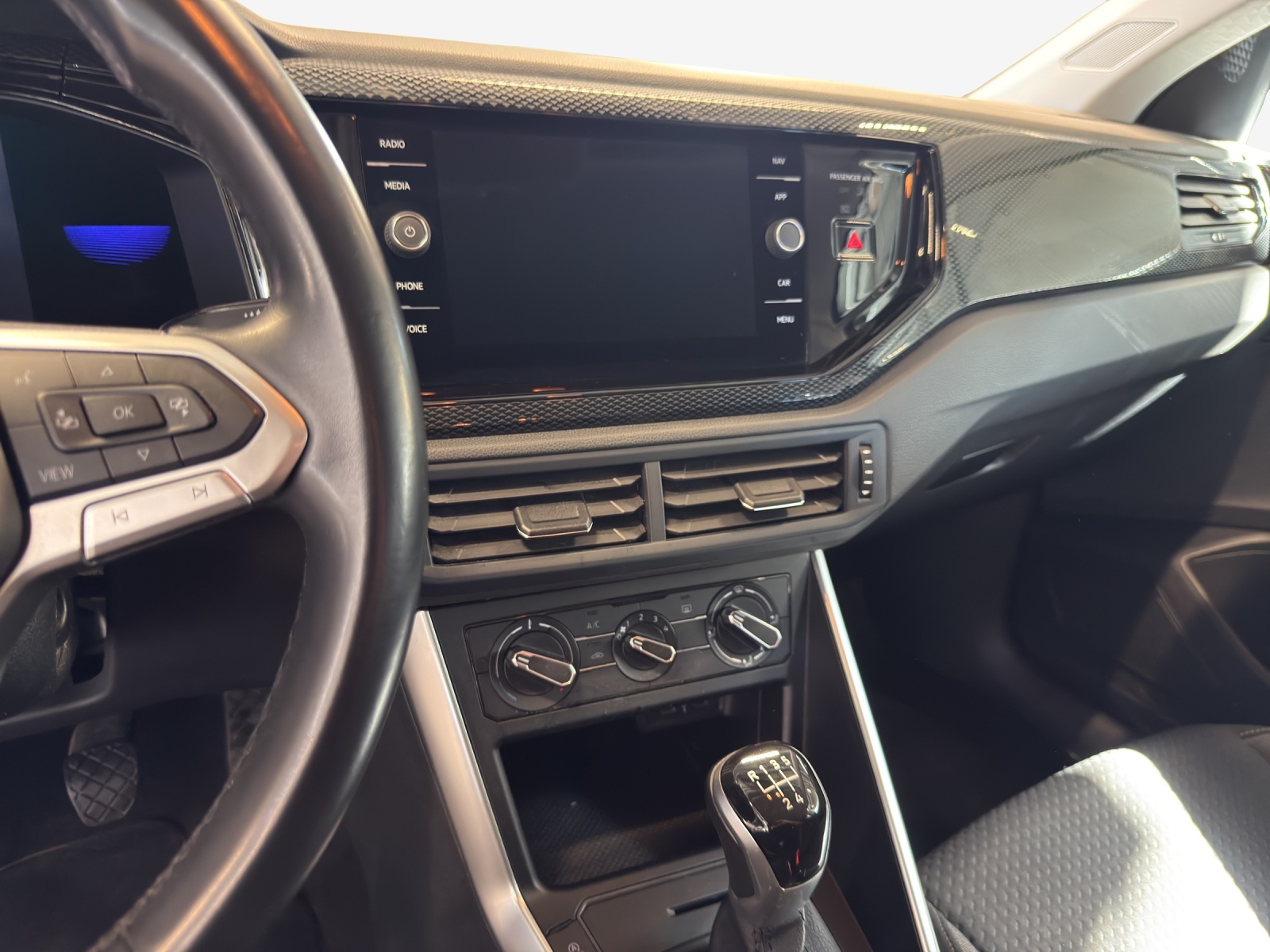 VW Polo 1.0 TSI Life-image-10