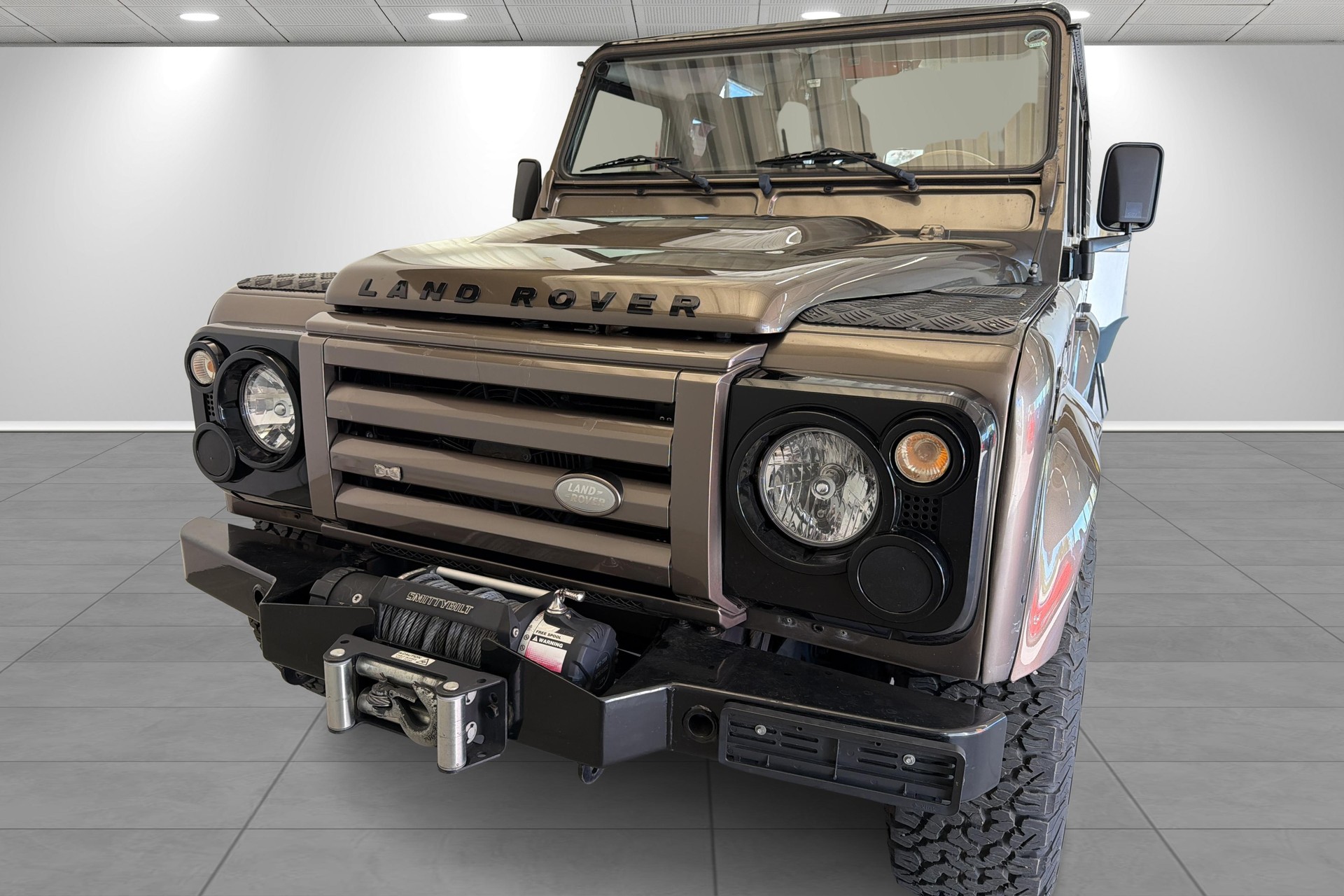 LAND ROVER Defender 110 2.4 Td4 Station Wagon-image-19