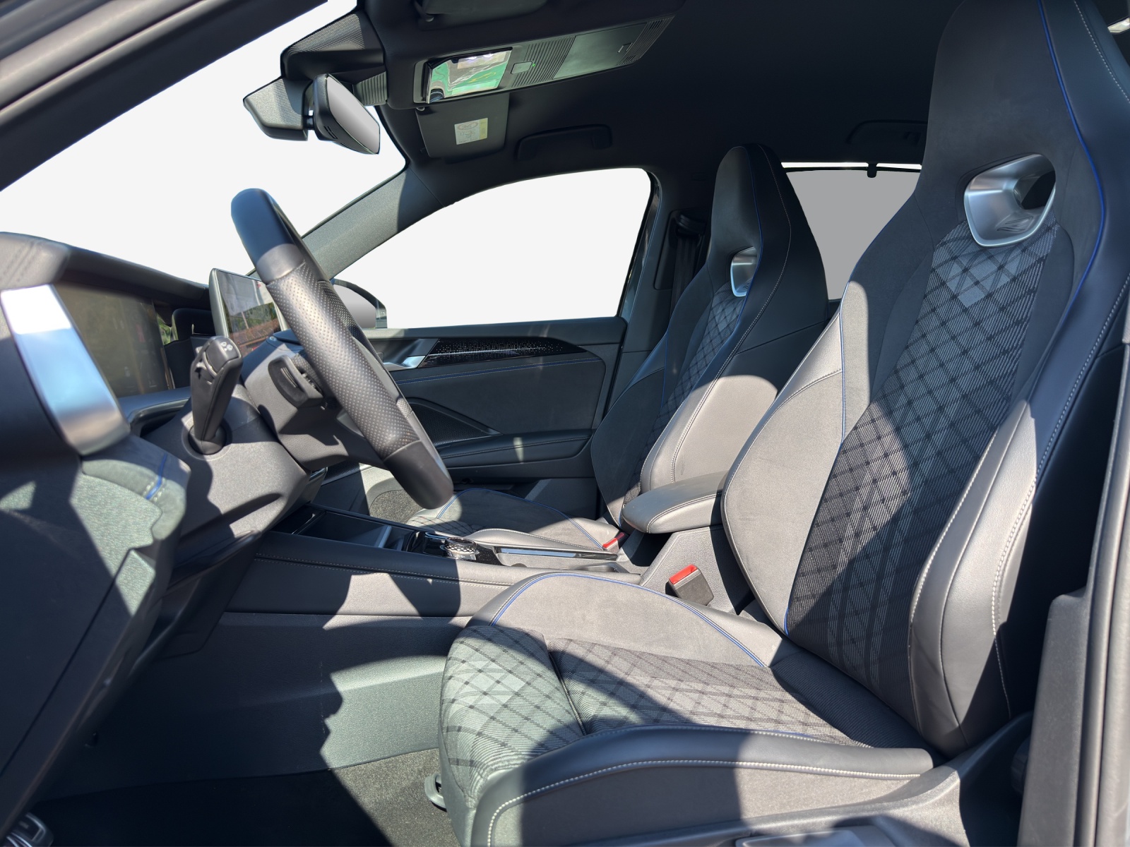 VW Tayron 2.0 TSI R-Line DSG 4Motion-image-7