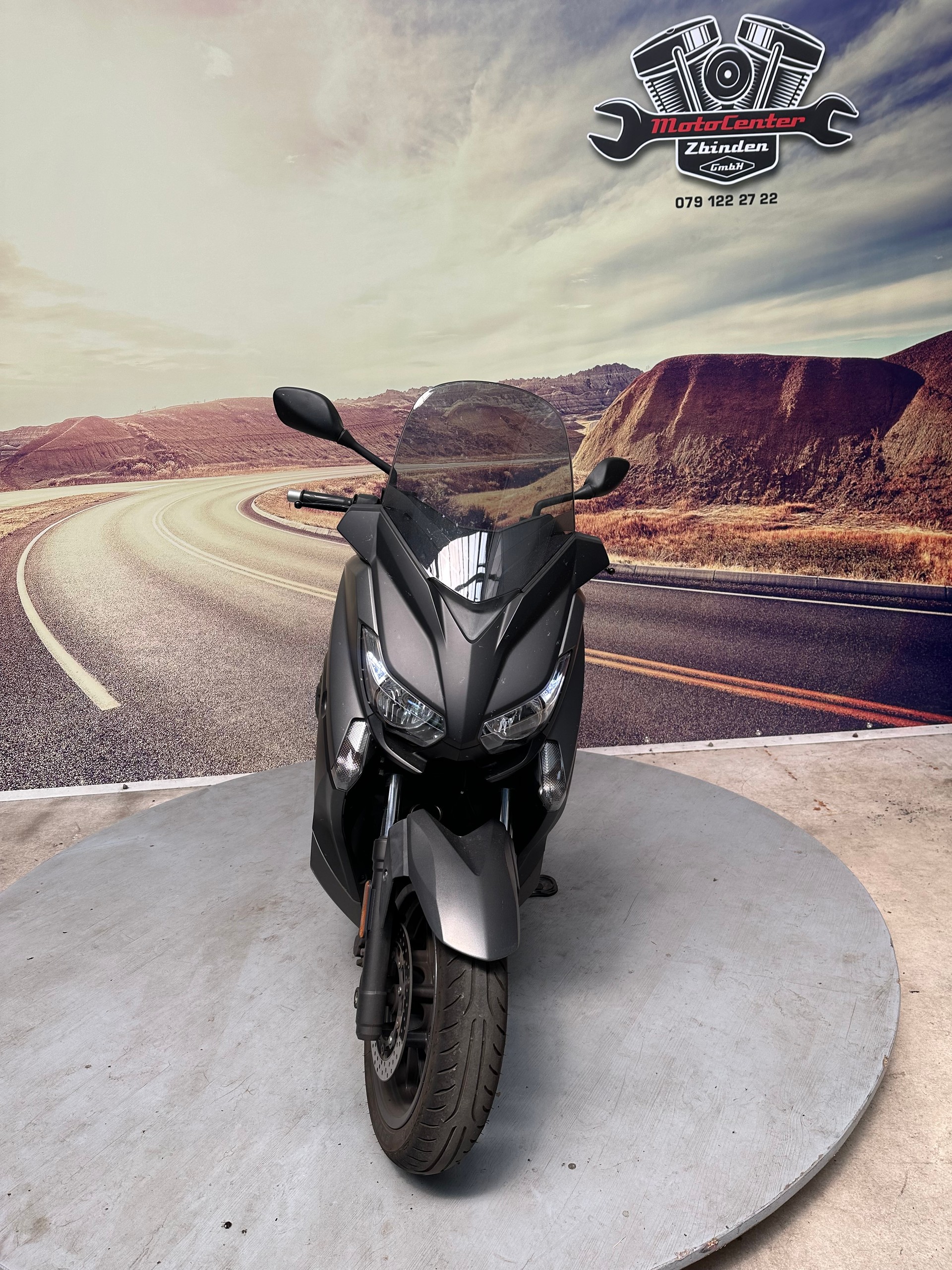 YAMAHA X-Max 400 ABS-showroom-element-2