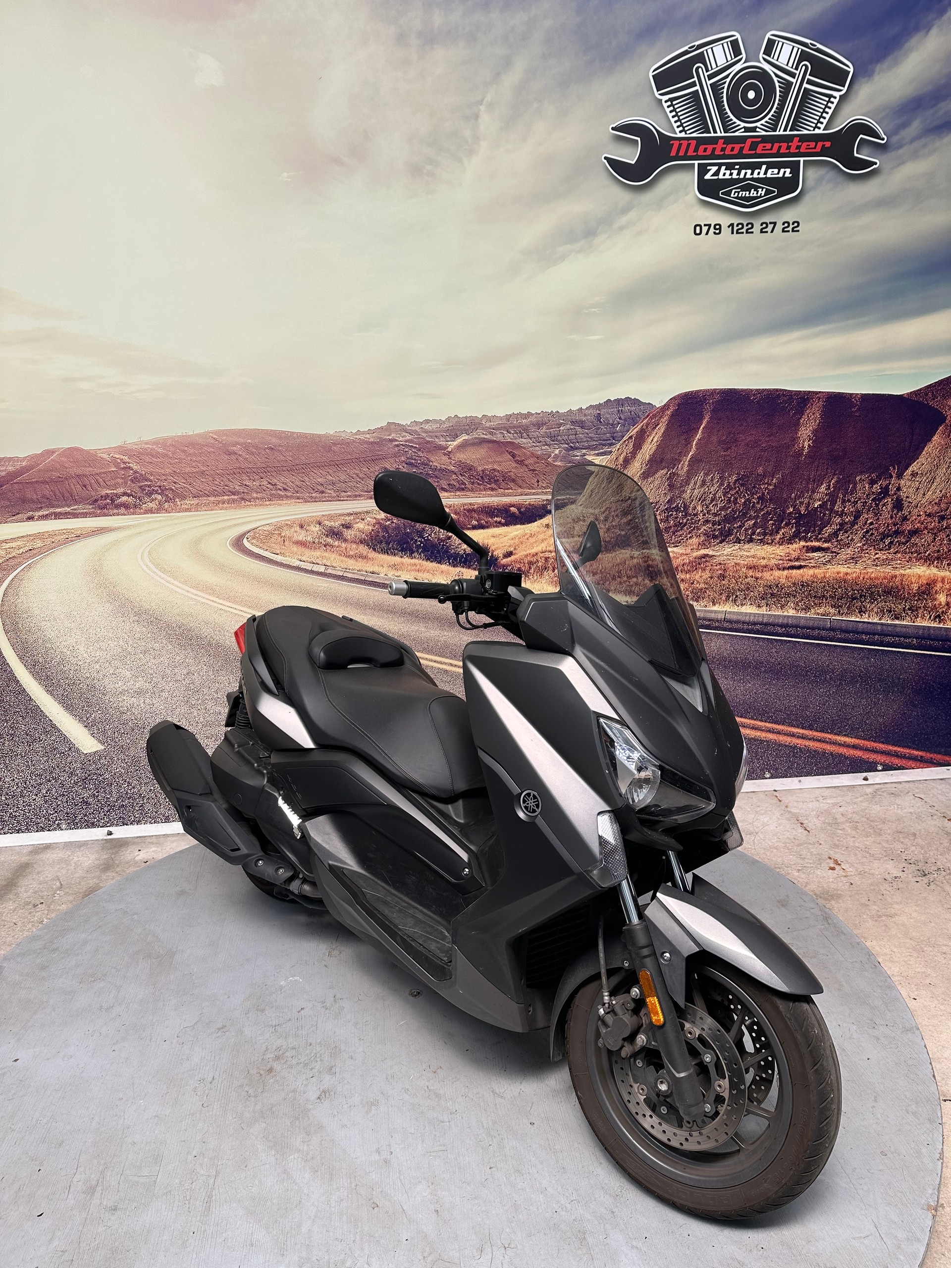 YAMAHA X-Max 400 ABS-showroom-element-1