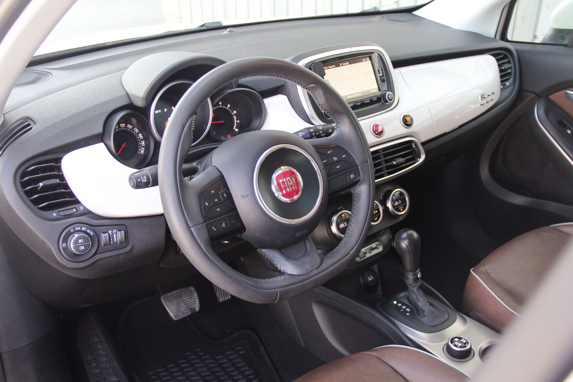 FIAT 500X 1.4T Lounge DCT ⭐⭐⭐⭐⭐-image-4