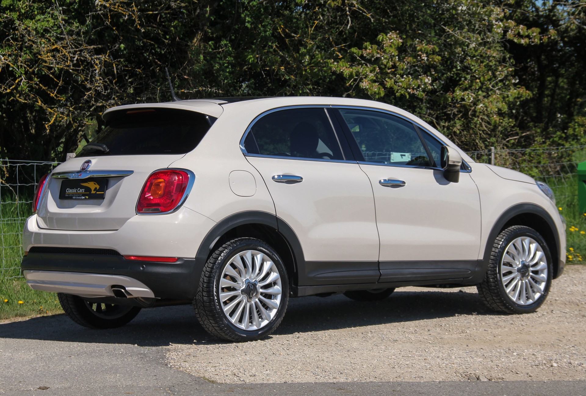FIAT 500X 1.4T Lounge DCT ⭐⭐⭐⭐⭐-showroom-element-3