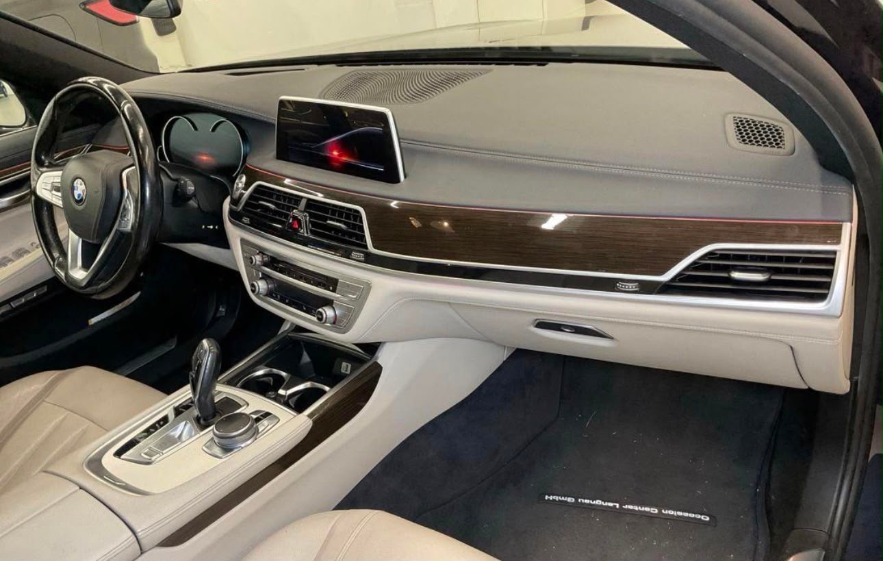 BMW 730d xDrive Steptronic-image-3