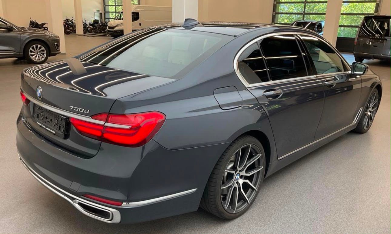 BMW 730d xDrive Steptronic-image-1