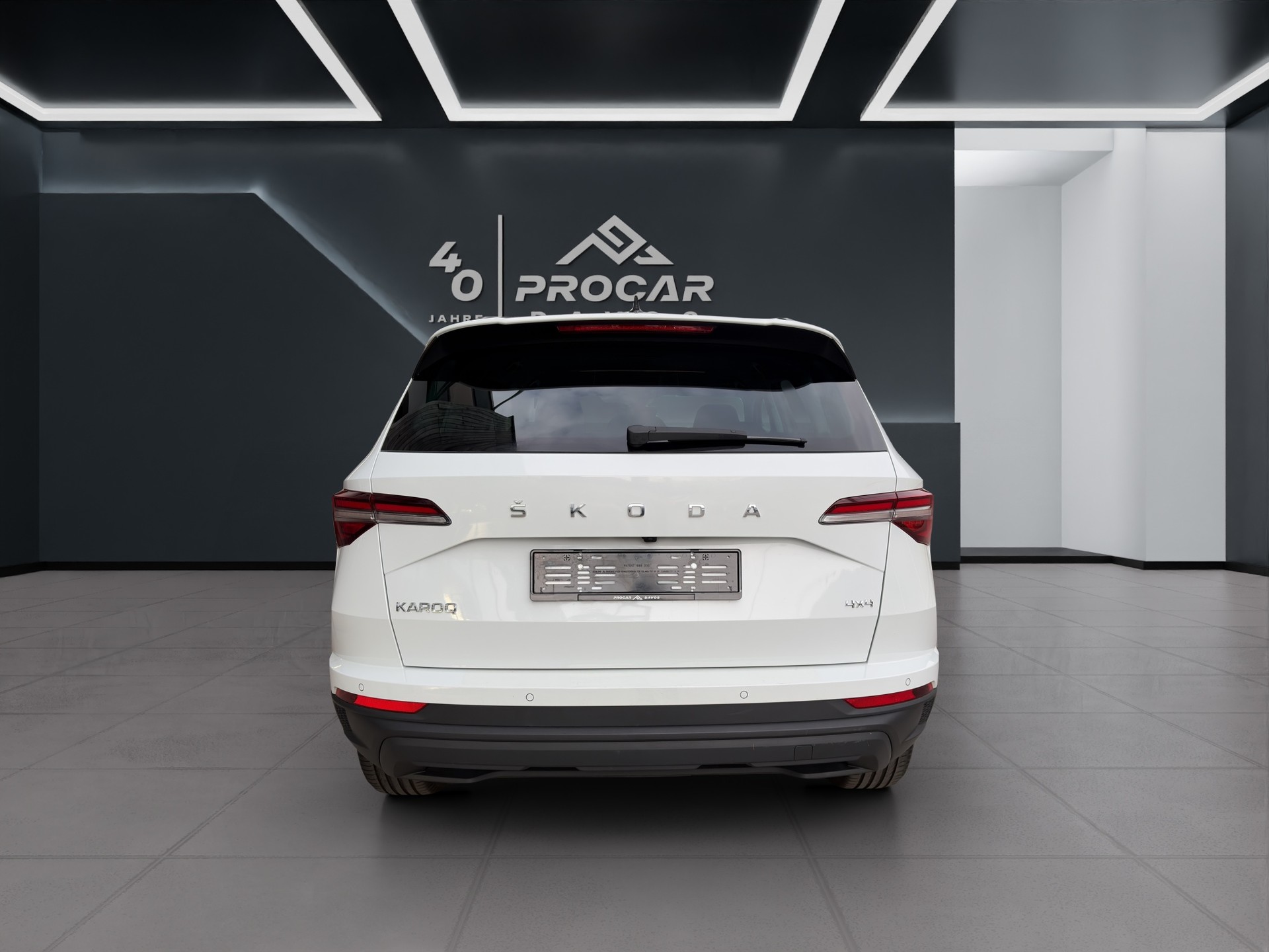 SKODA Karoq 2.0 TDI Style 4x4 DSG-image-4