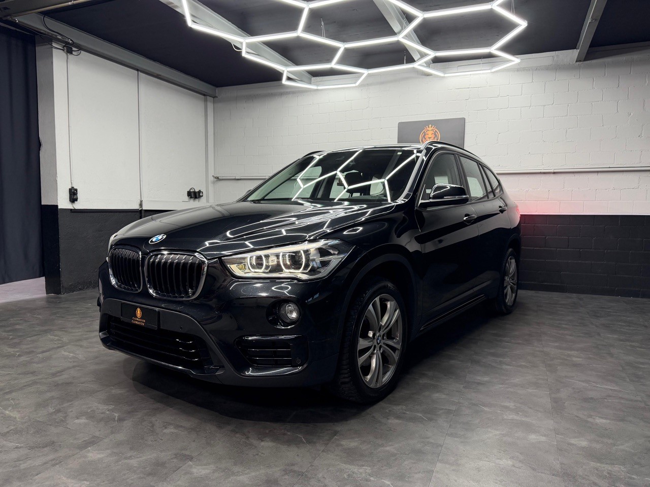 BMW X1 xDrive 18d Sport Line | ACC | Head-Up Display | Rückfahrkamera | CH-Auto-image-2