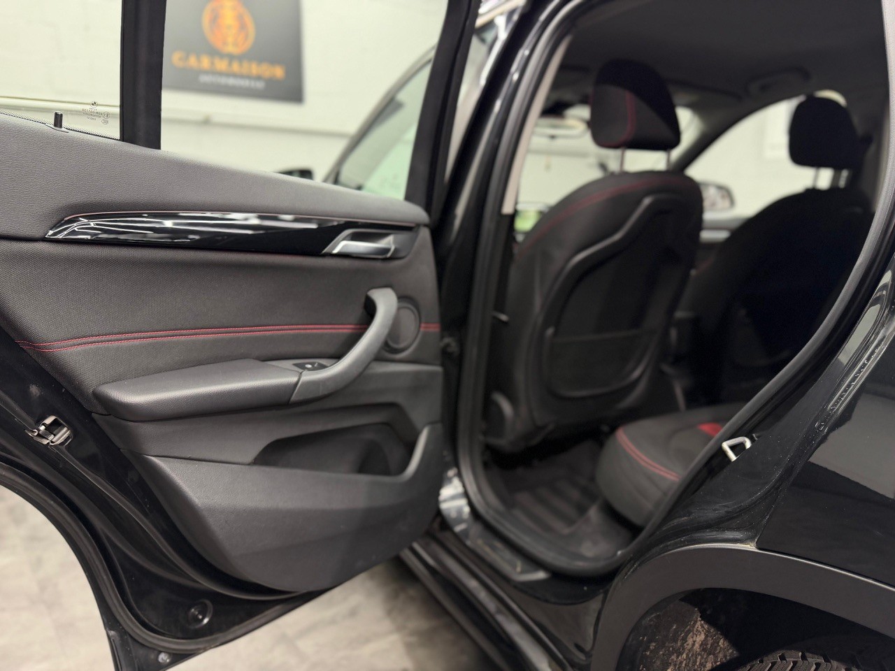 BMW X1 xDrive 18d Sport Line | ACC | Head-Up Display | Rückfahrkamera | CH-Auto-image-22