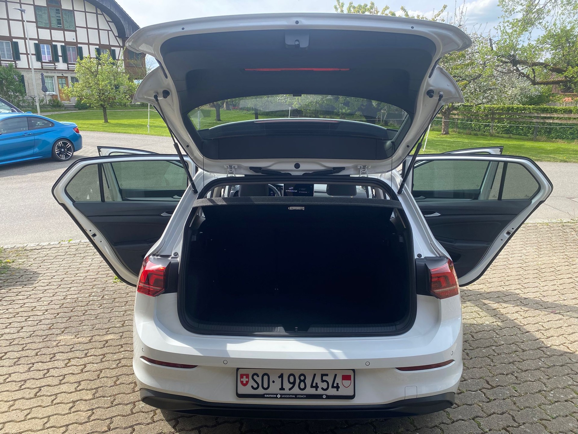 VW VW Golf 1.5 TSI Basis-image-2