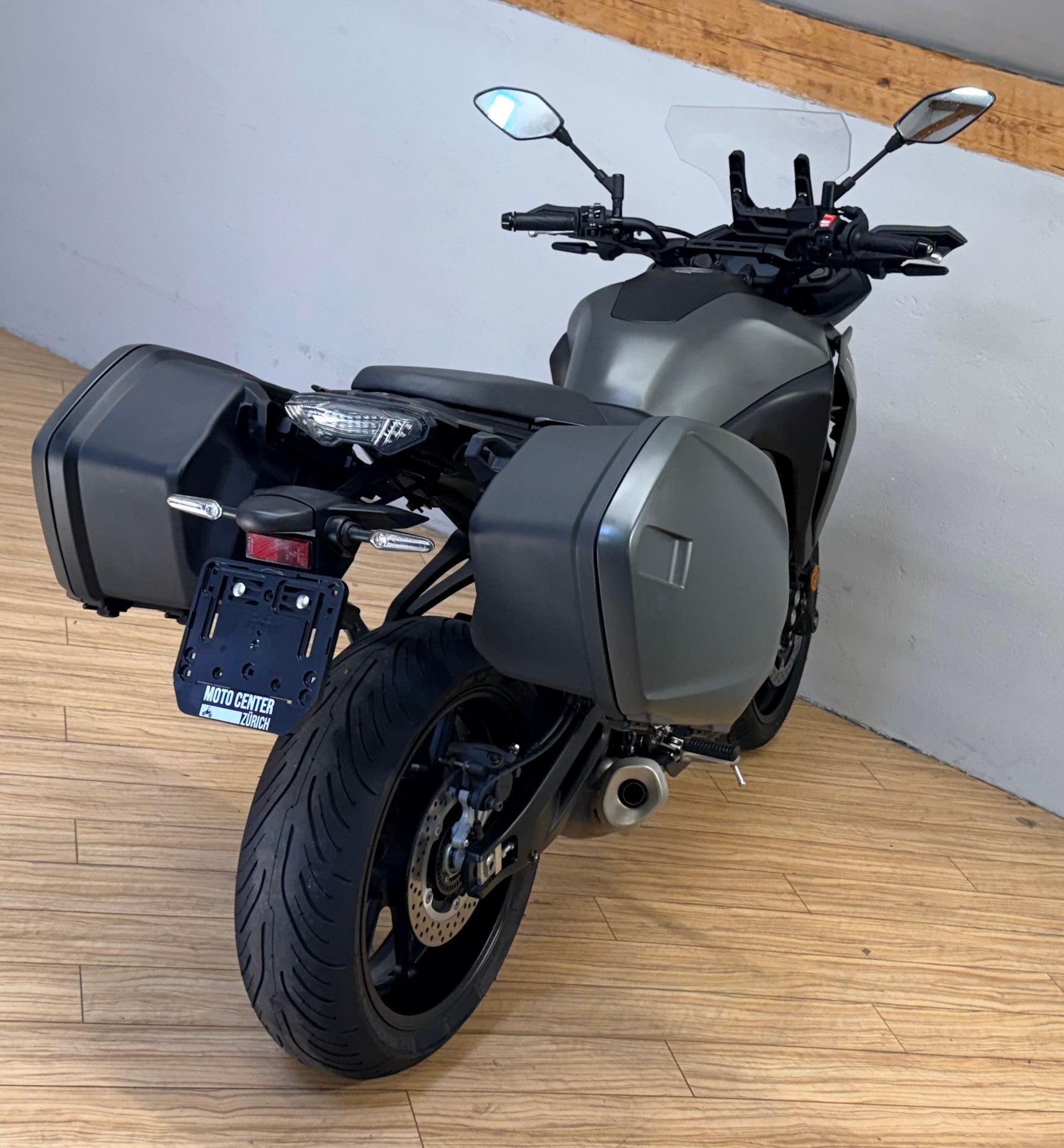 YAMAHA Tracer 7 (35kW)-showroom-element-2