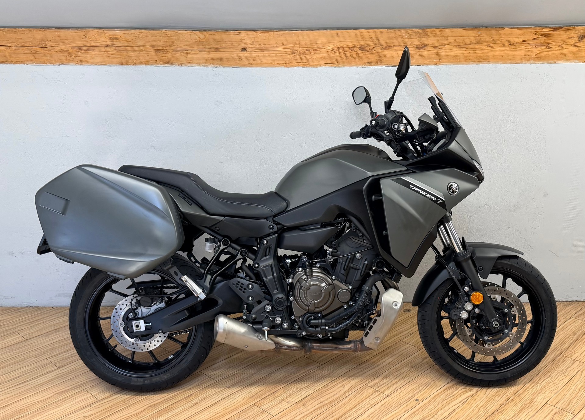 YAMAHA Tracer 7 (35kW)-showroom-element-1