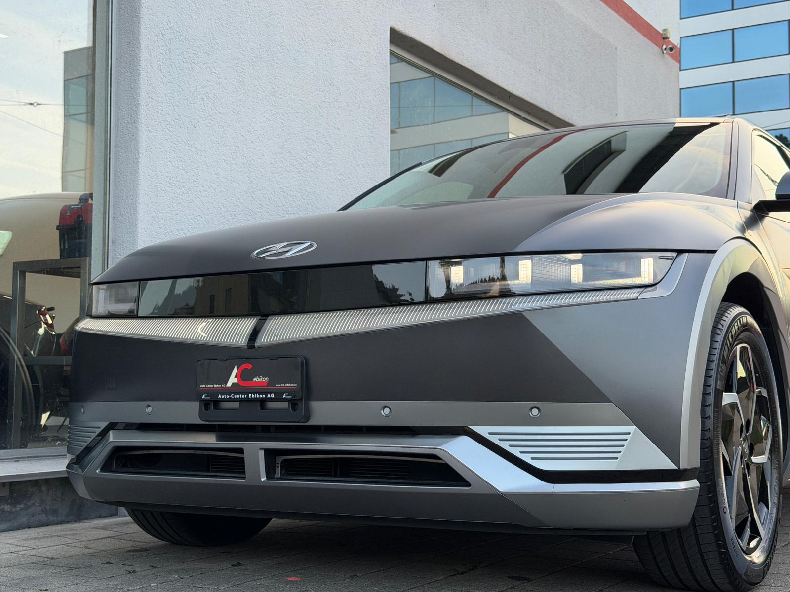 HYUNDAI Ioniq 5 72kWh First Edition 4WD-image-8