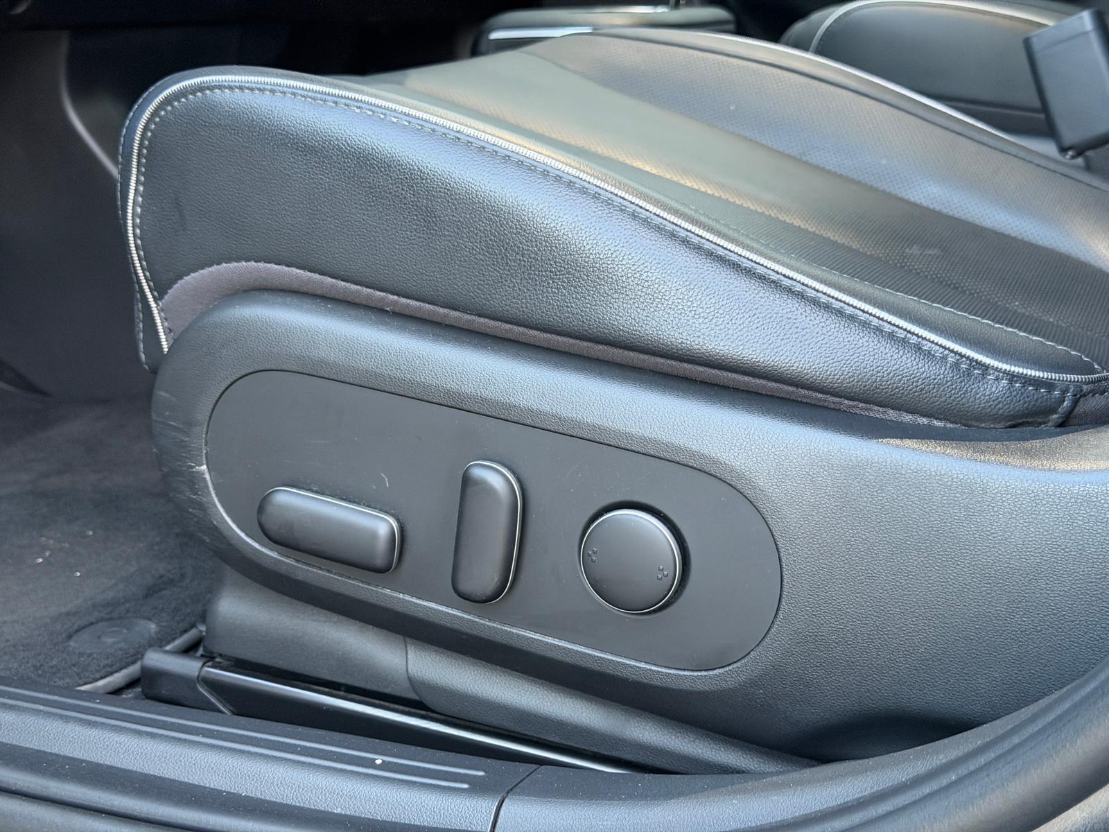 HYUNDAI Ioniq 5 72kWh First Edition 4WD-image-11