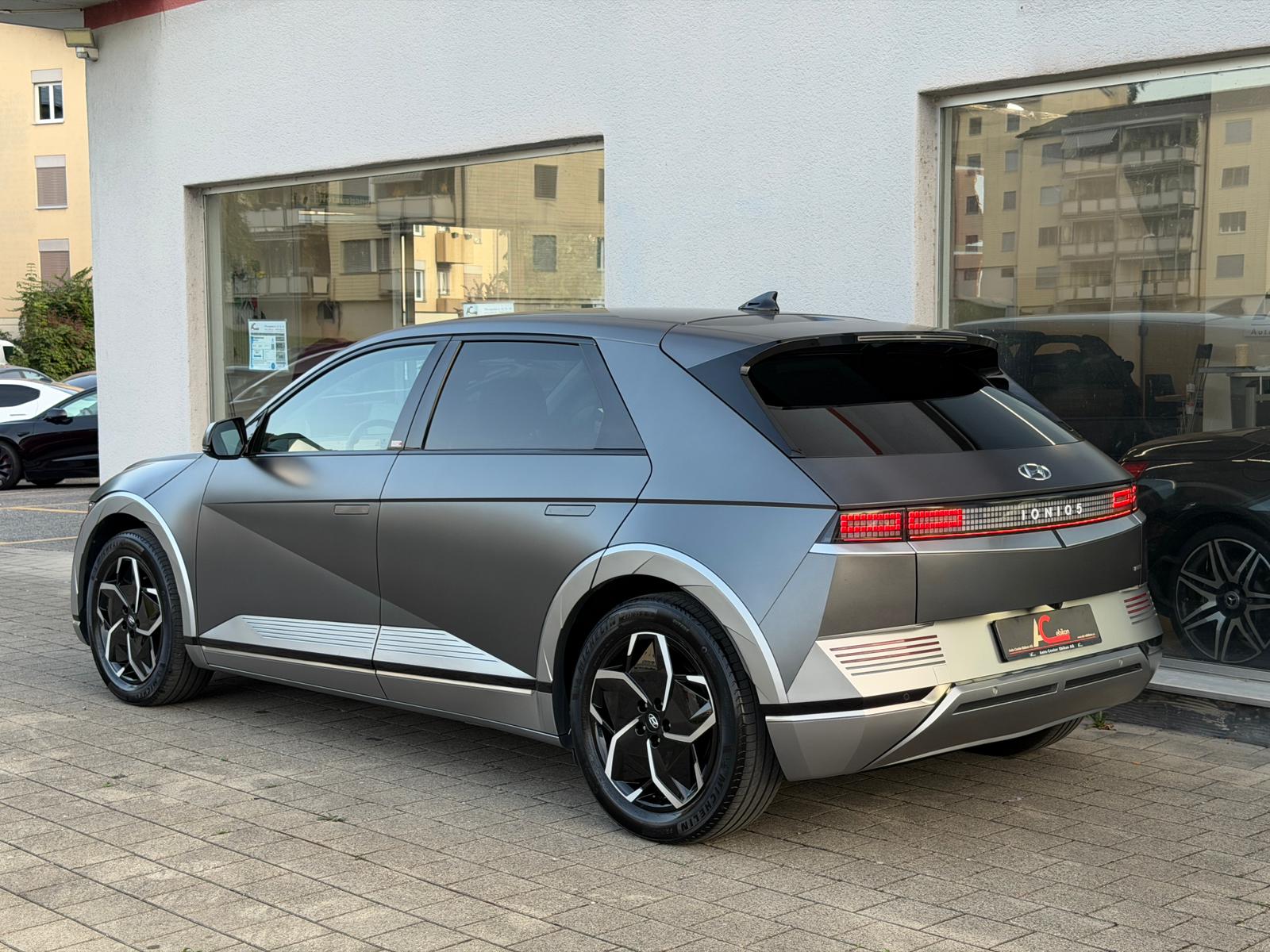 HYUNDAI Ioniq 5 72kWh First Edition 4WD-image-1