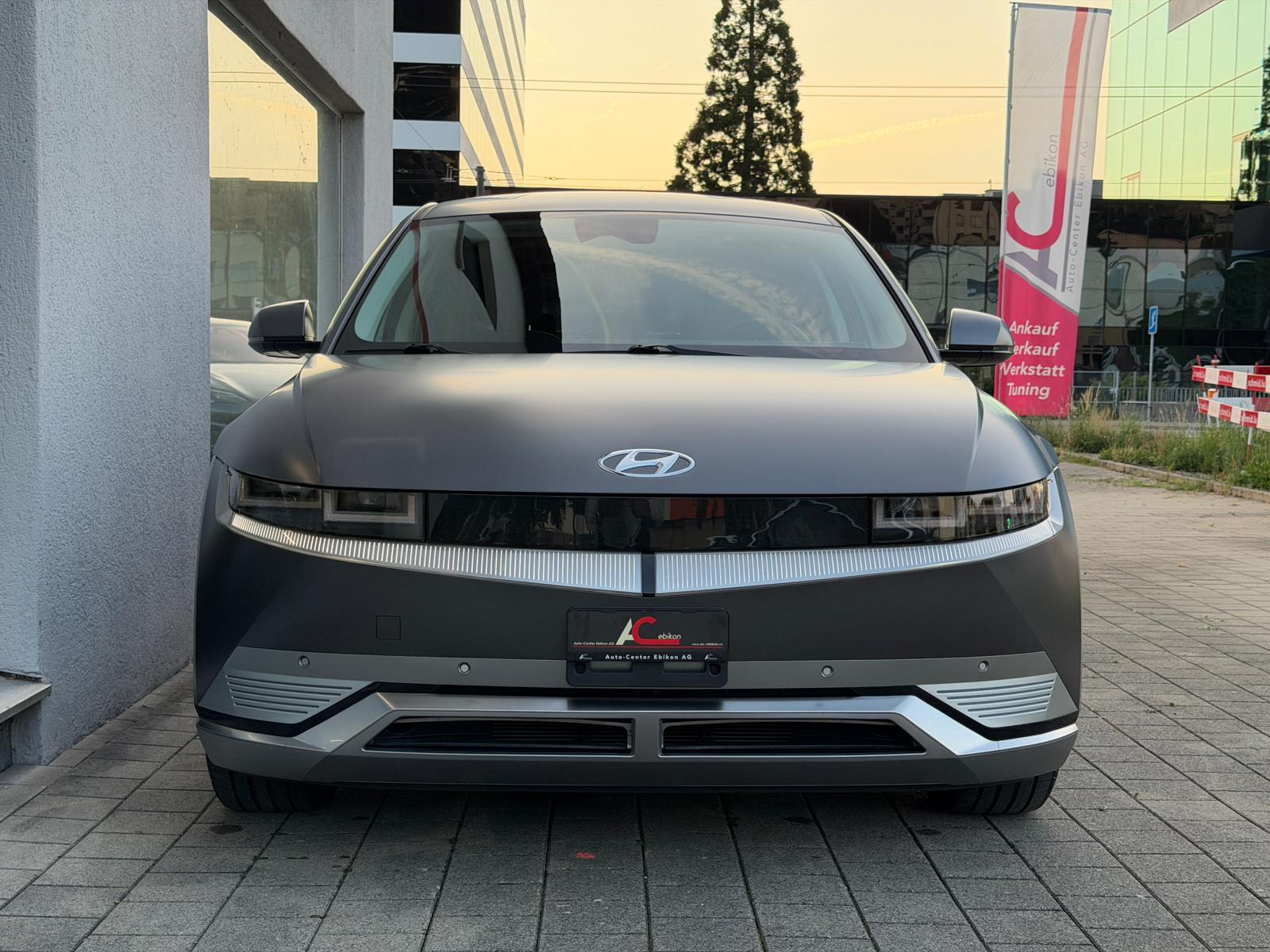 HYUNDAI Ioniq 5 72kWh First Edition 4WD-image-3