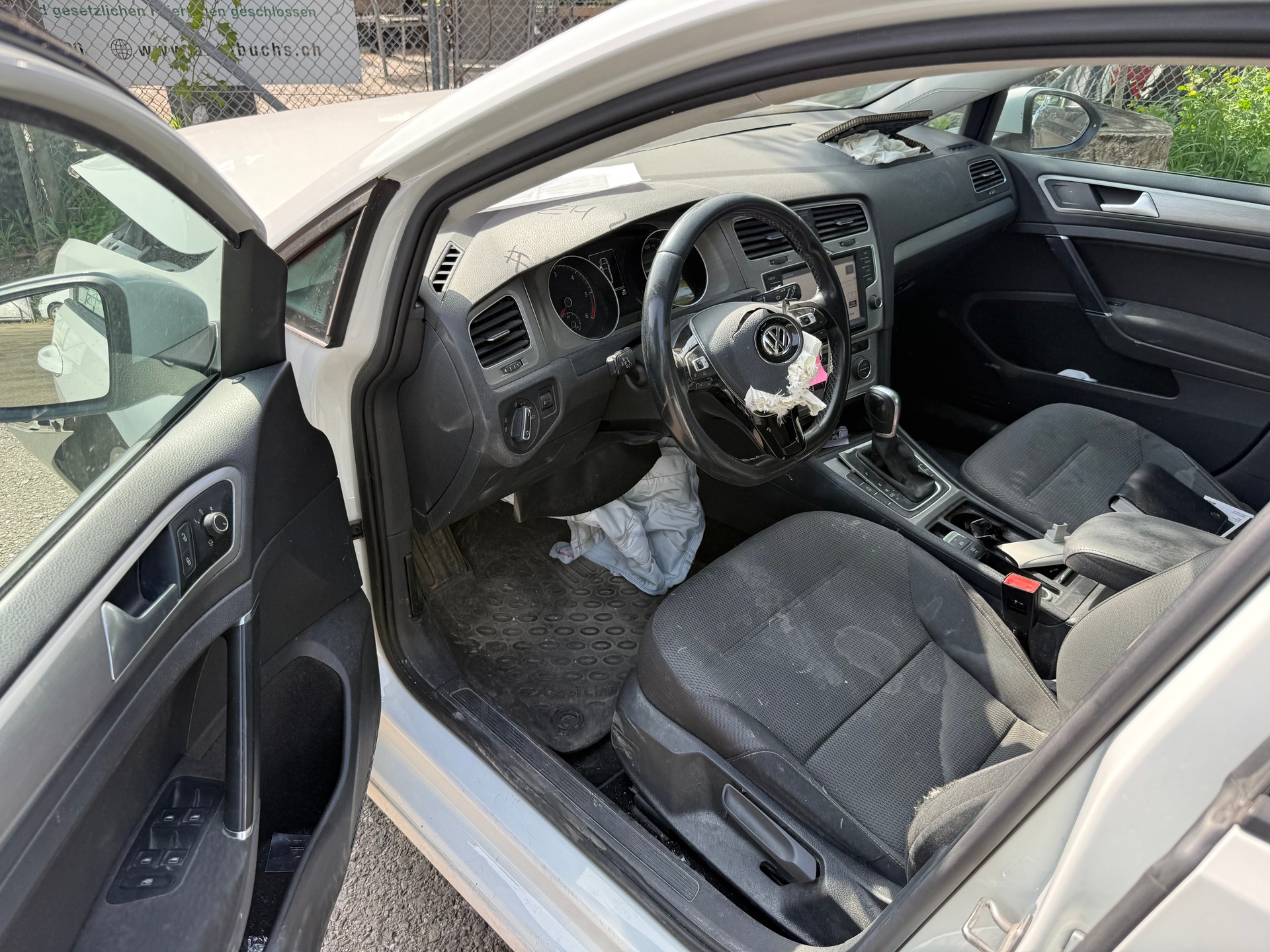 VW Golf Variant 2.0 TDI Comfortline DSG-image-11