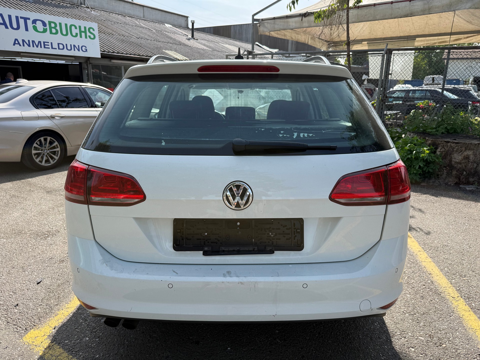 VW Golf Variant 2.0 TDI Comfortline DSG-image-6