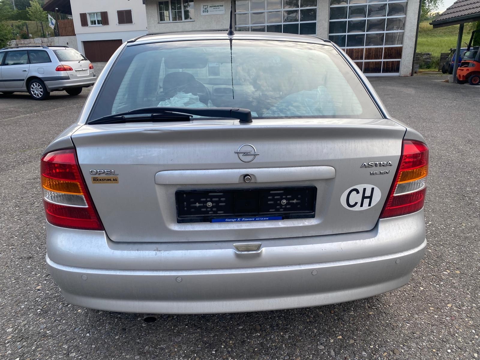 OPEL Astra 1.6i 16V Comfort-image-4