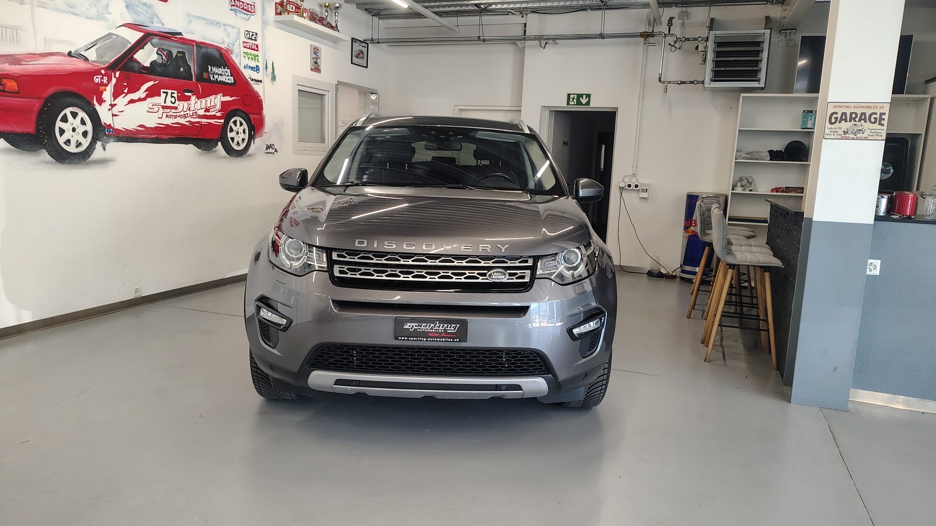 LAND ROVER Discovery Sport 2.2TD4 HSE AT9-image-1