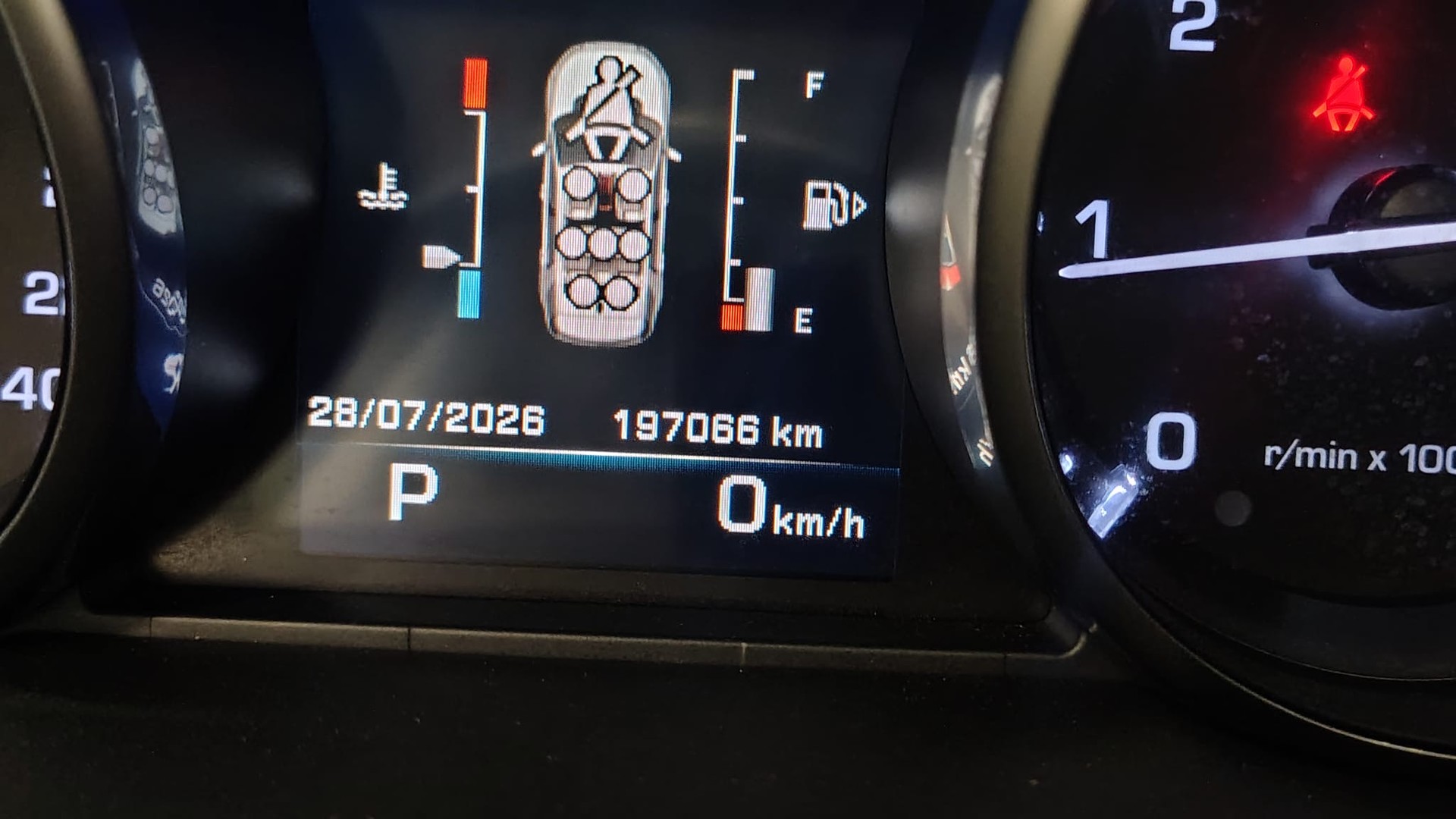 LAND ROVER Discovery Sport 2.2TD4 HSE AT9-image-12