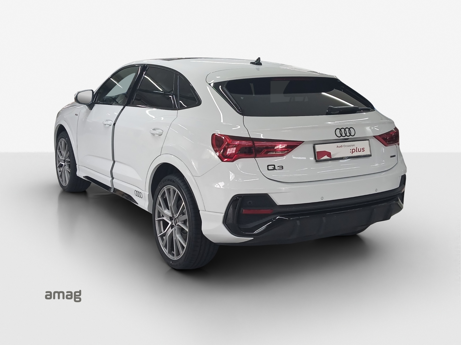 AUDI Q3 Sportback 45 TFSI S line quattro S-tronic-showroom-element-2