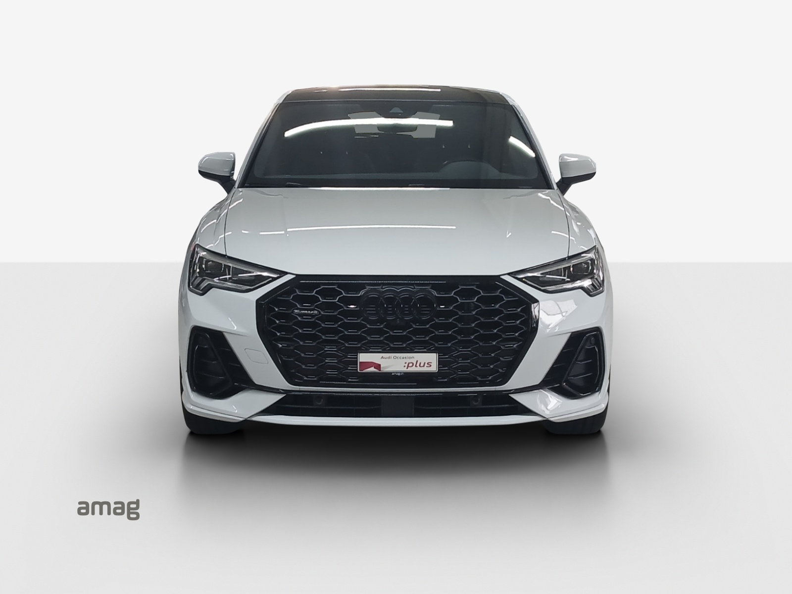 AUDI Q3 Sportback 45 TFSI S line quattro S-tronic-image-6