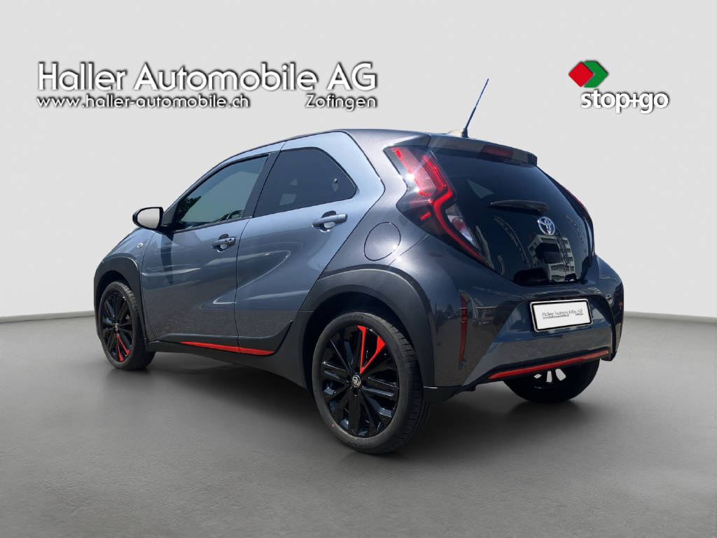 TOYOTA Aygo X 1.0 VVT-i Undercover *Automat*-image-2