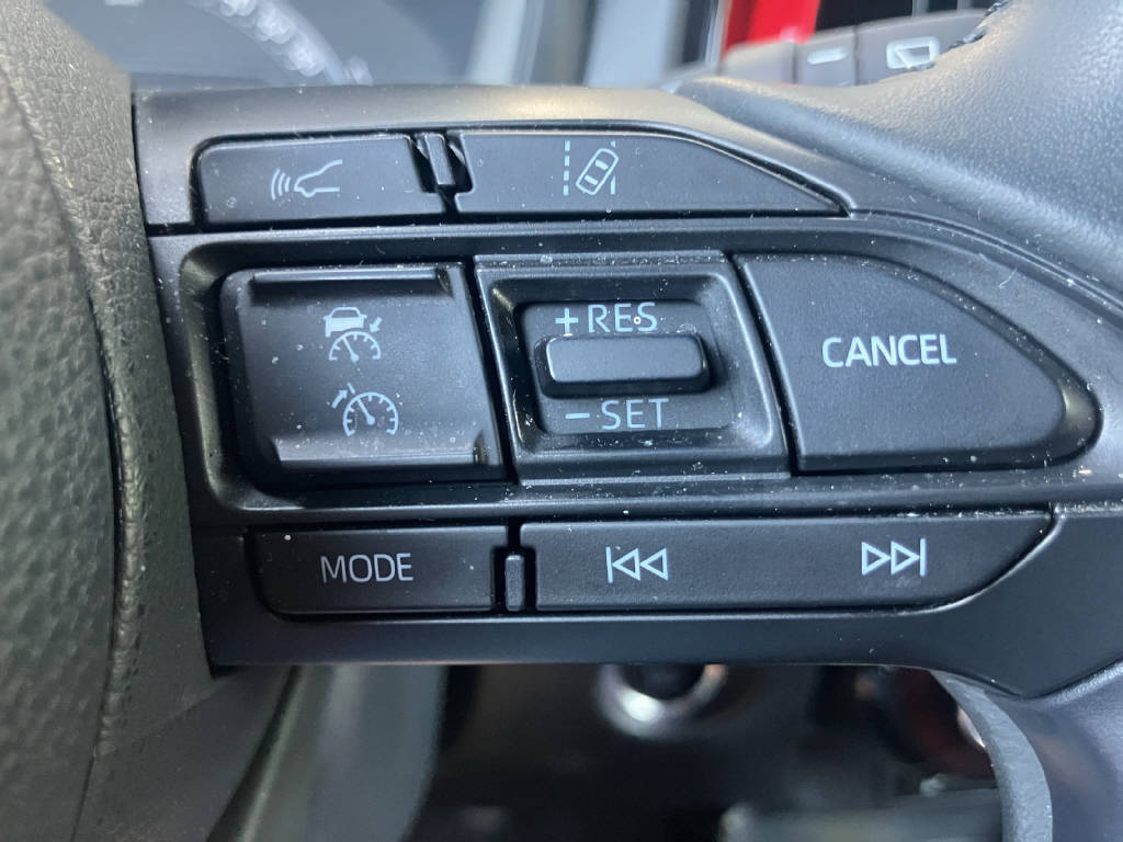 TOYOTA Aygo X 1.0 VVT-i Undercover *Automat*-image-16