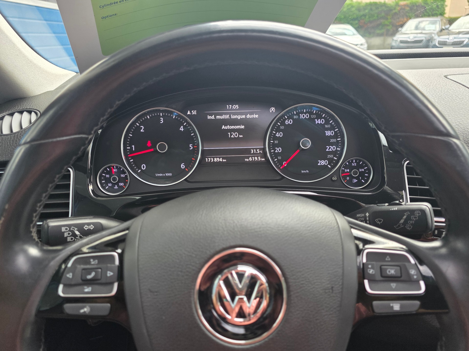 VW Touareg 3.0 TDI BlueMotion Technology Tiptronic-image-24