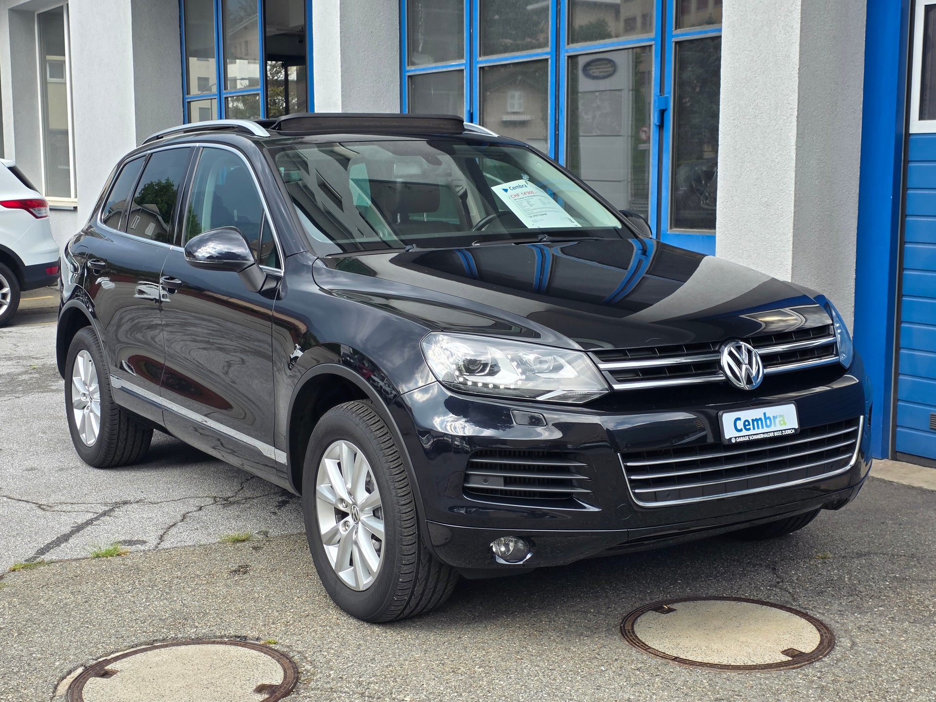 VW Touareg 3.0 TDI BlueMotion Technology Tiptronic-image-9