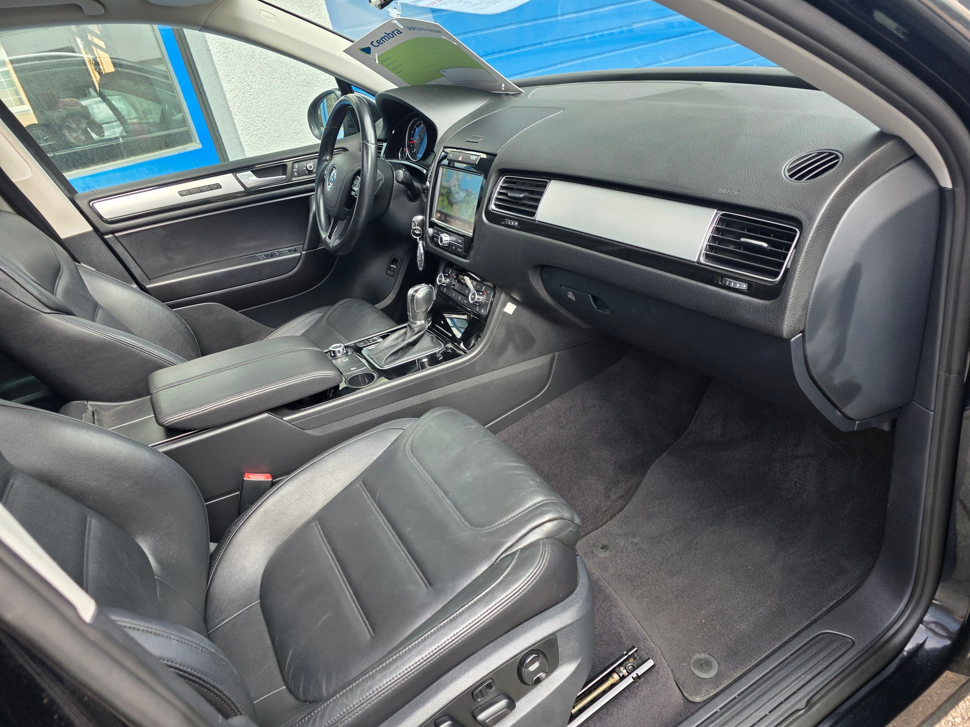 VW Touareg 3.0 TDI BlueMotion Technology Tiptronic-image-16