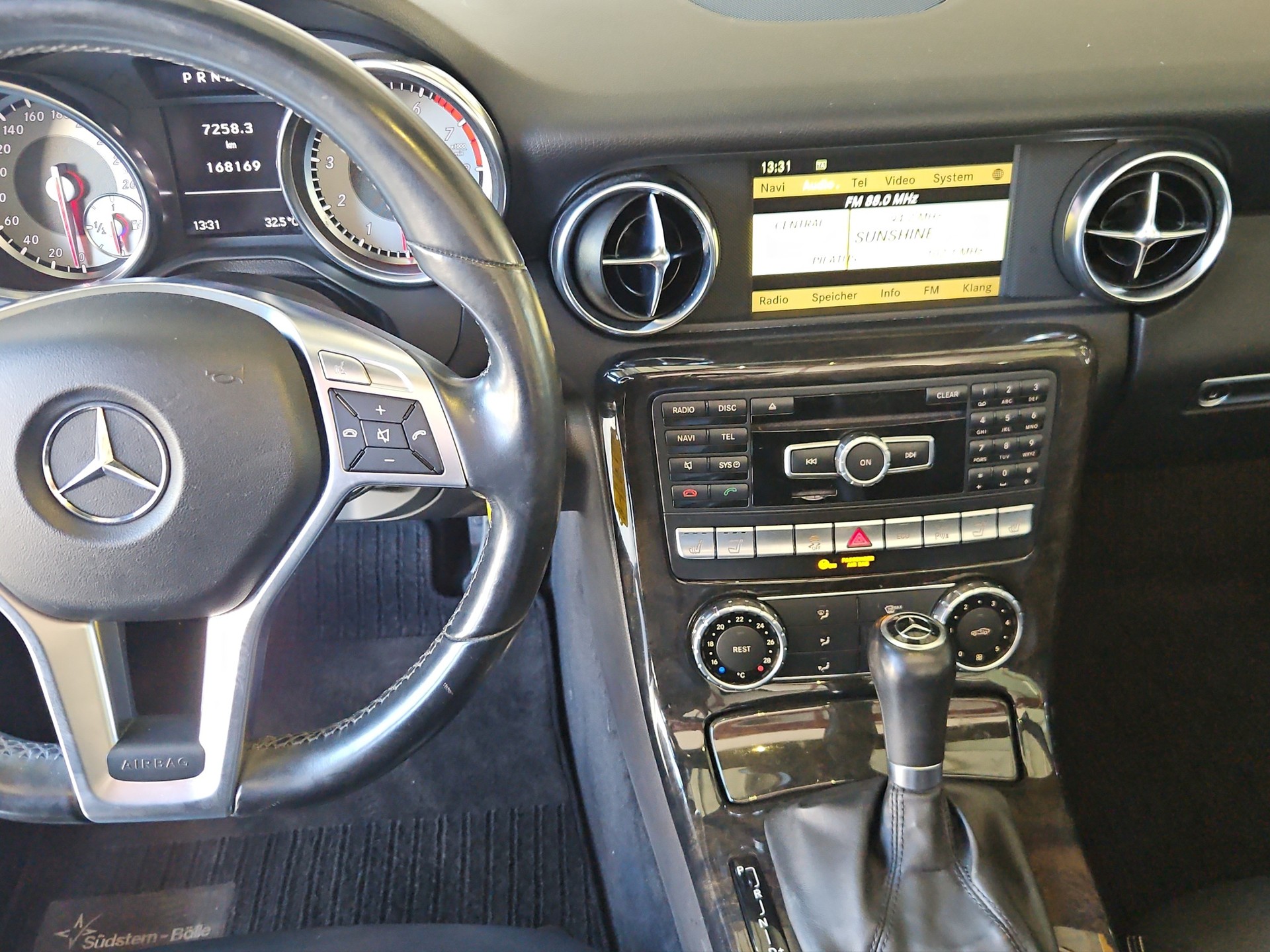 MERCEDES-BENZ SLK 200 7G-Tronic-image-12