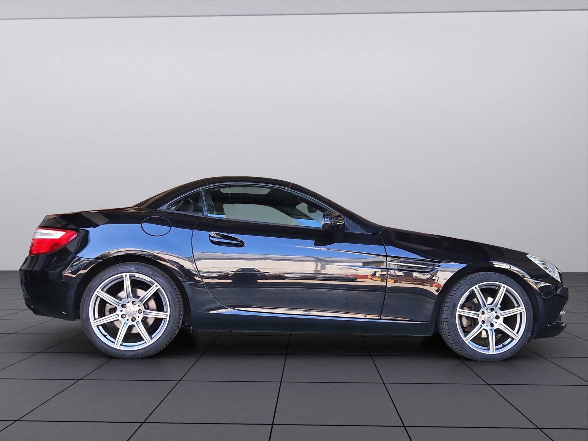MERCEDES-BENZ SLK 200 7G-Tronic-image-1