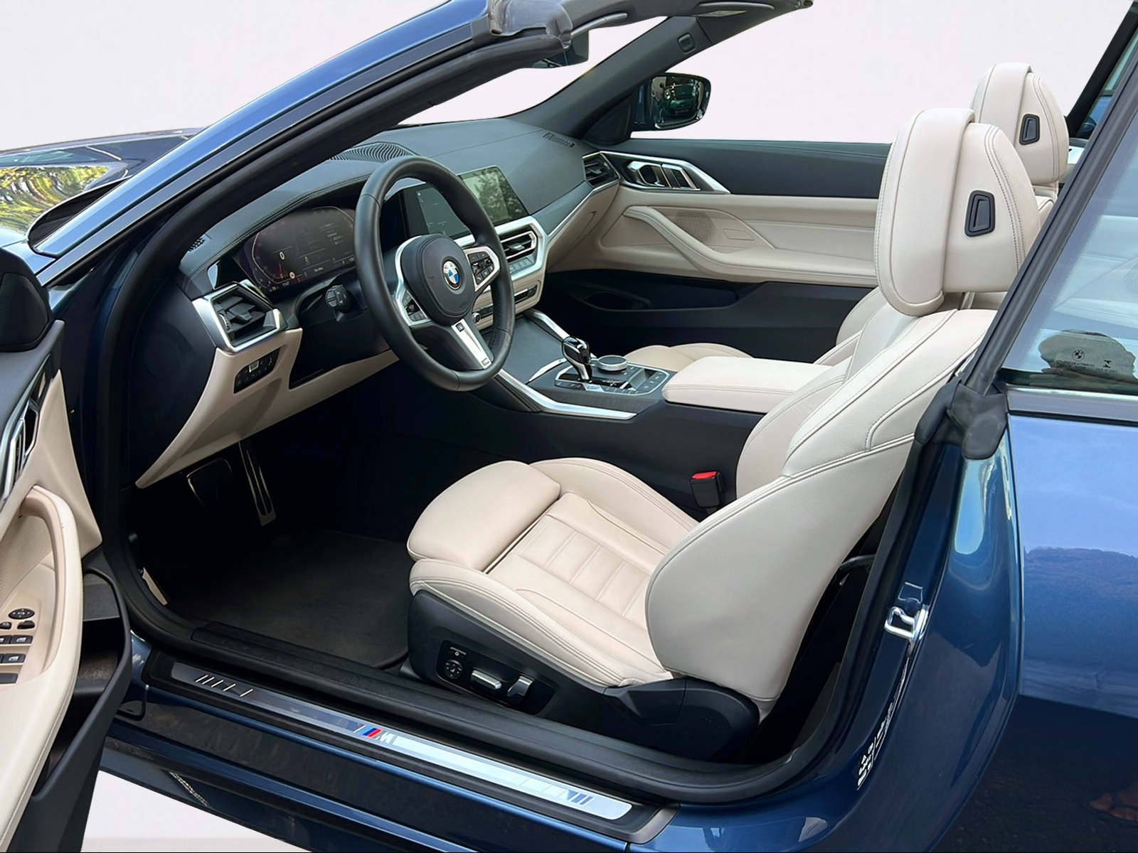 BMW 430i xDrive Cabriolet M Sport Steptronic-image-1