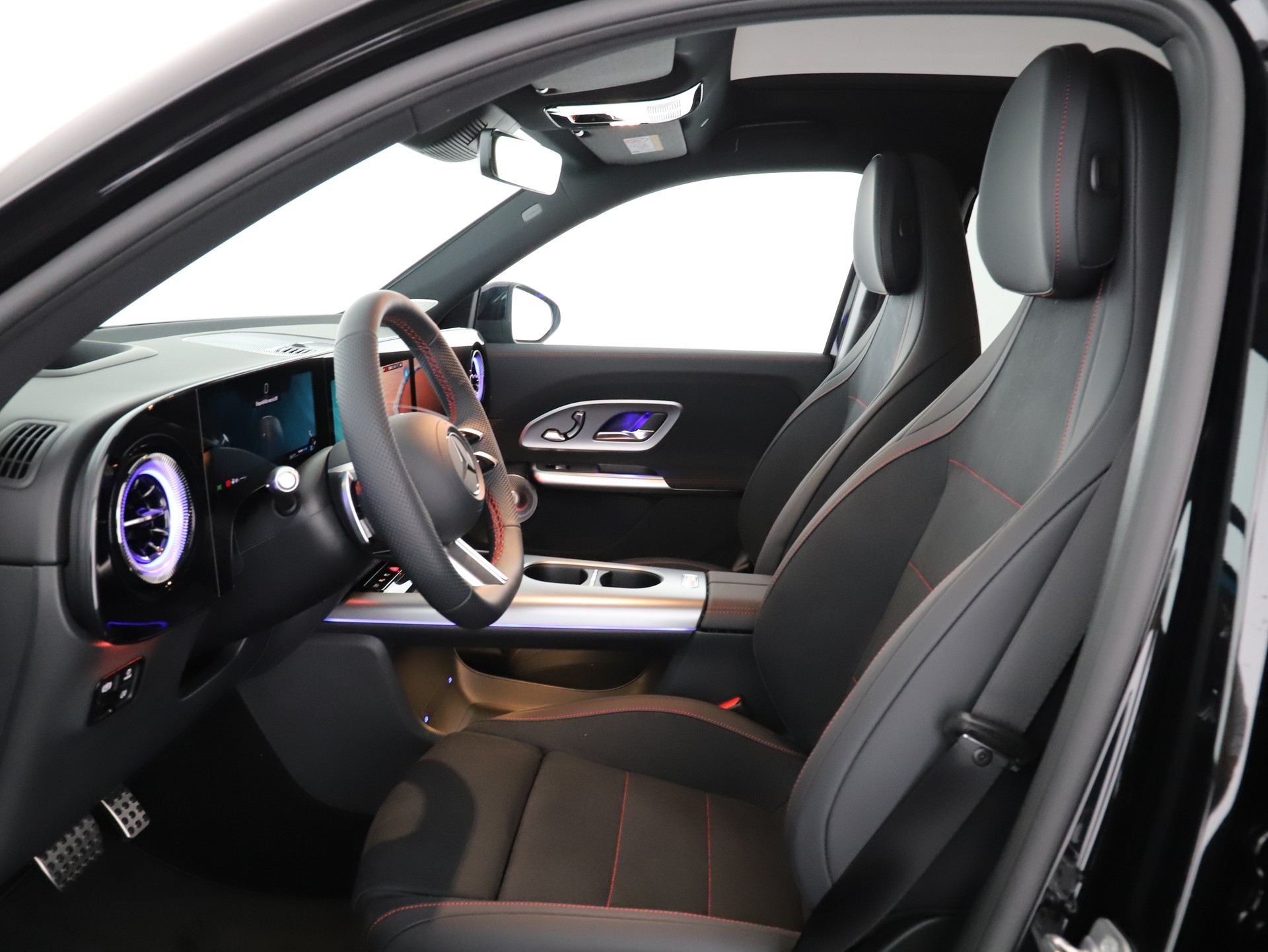 MERCEDES-BENZ GLB 220 4Matic 8G-Tronic-image-9