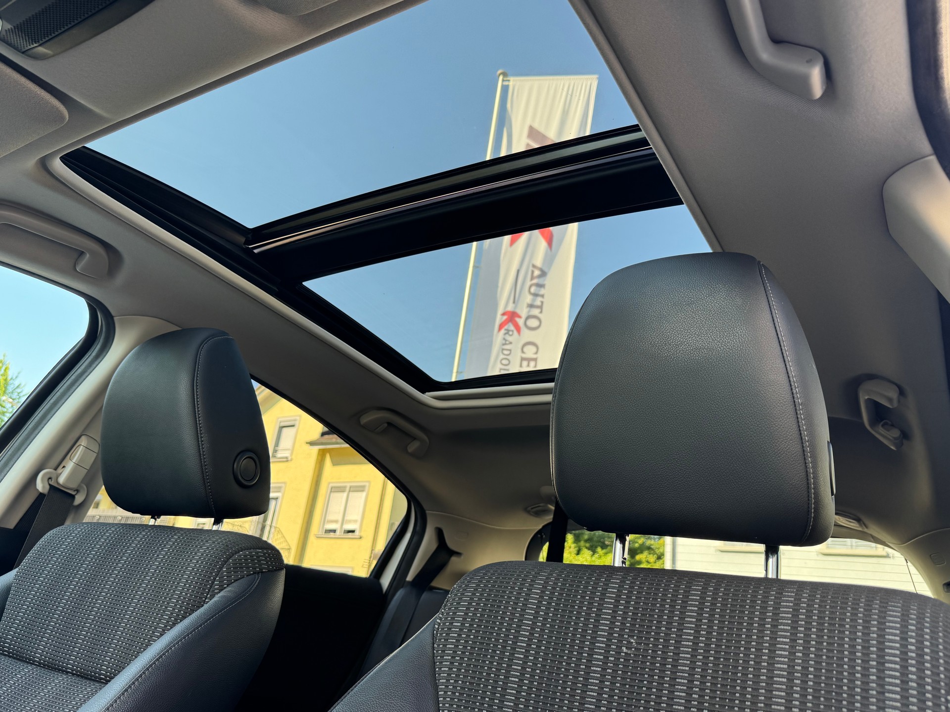 HONDA HR-V 1.5i-VTEC Executive CVT-image-14
