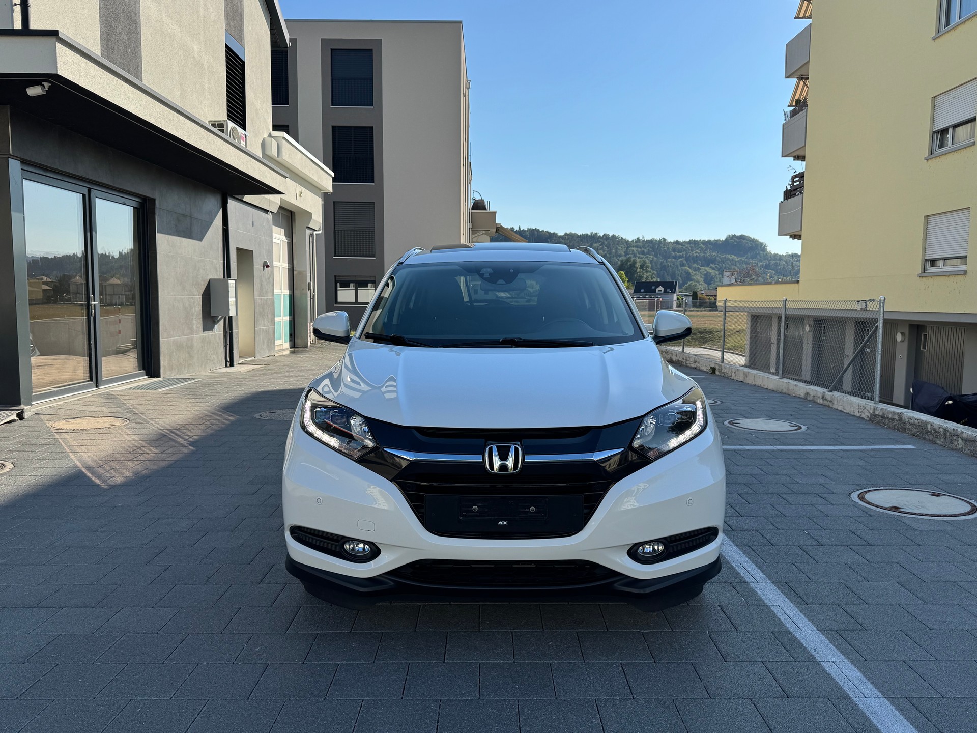 HONDA HR-V 1.5i-VTEC Executive CVT-image-7