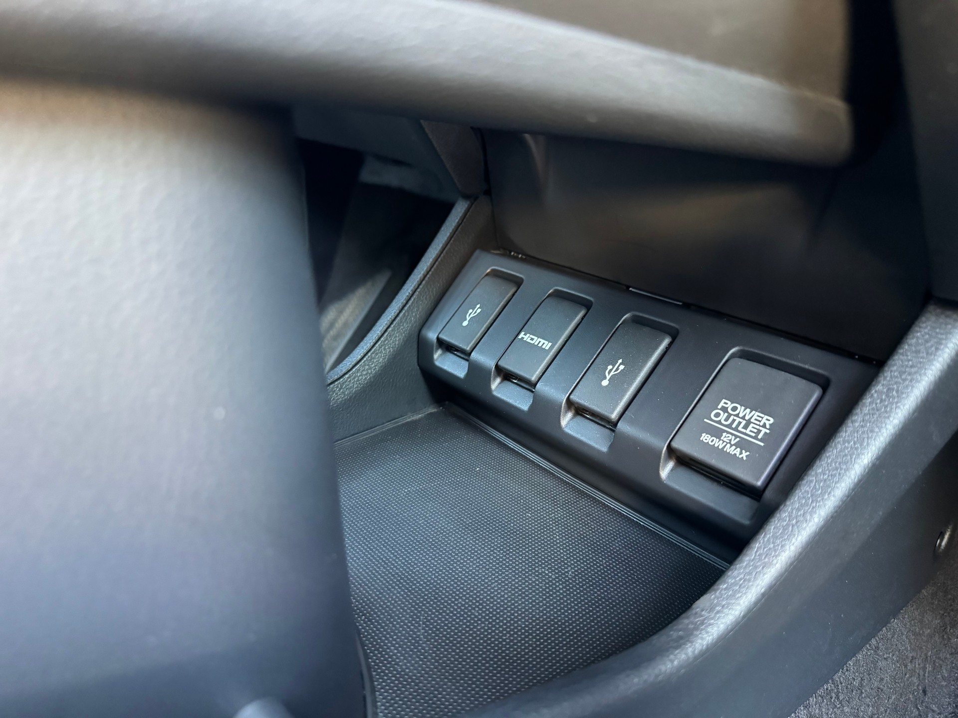 HONDA HR-V 1.5i-VTEC Executive CVT-image-17