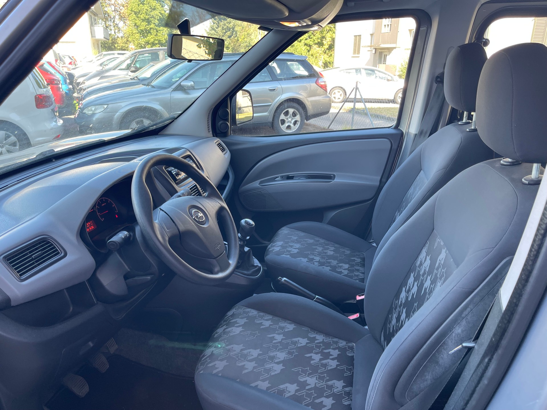OPEL Combo 1.4i Cosmo L1H1-image-9