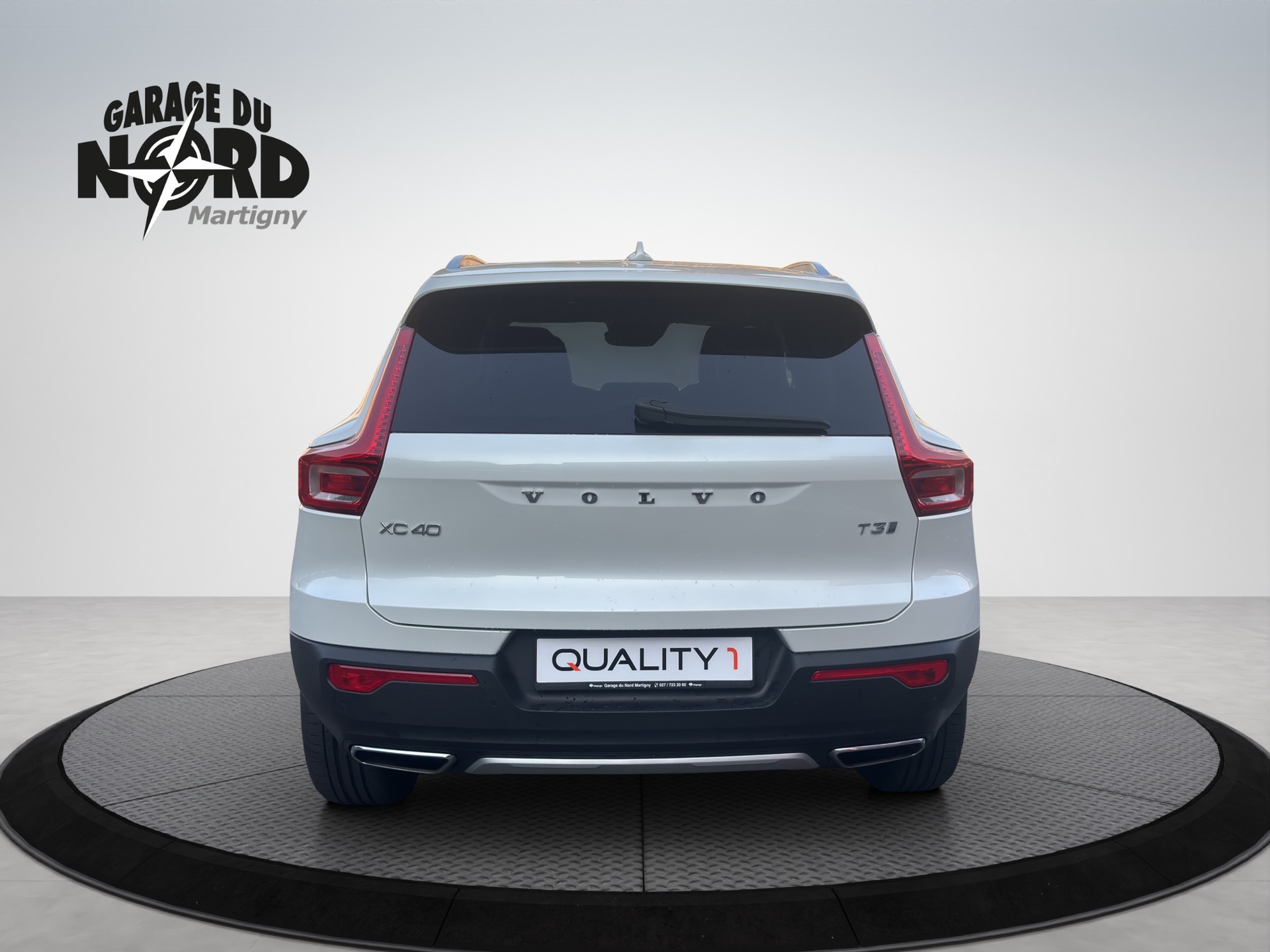 VOLVO XC40 T3 Inscription Geartronic-image-4