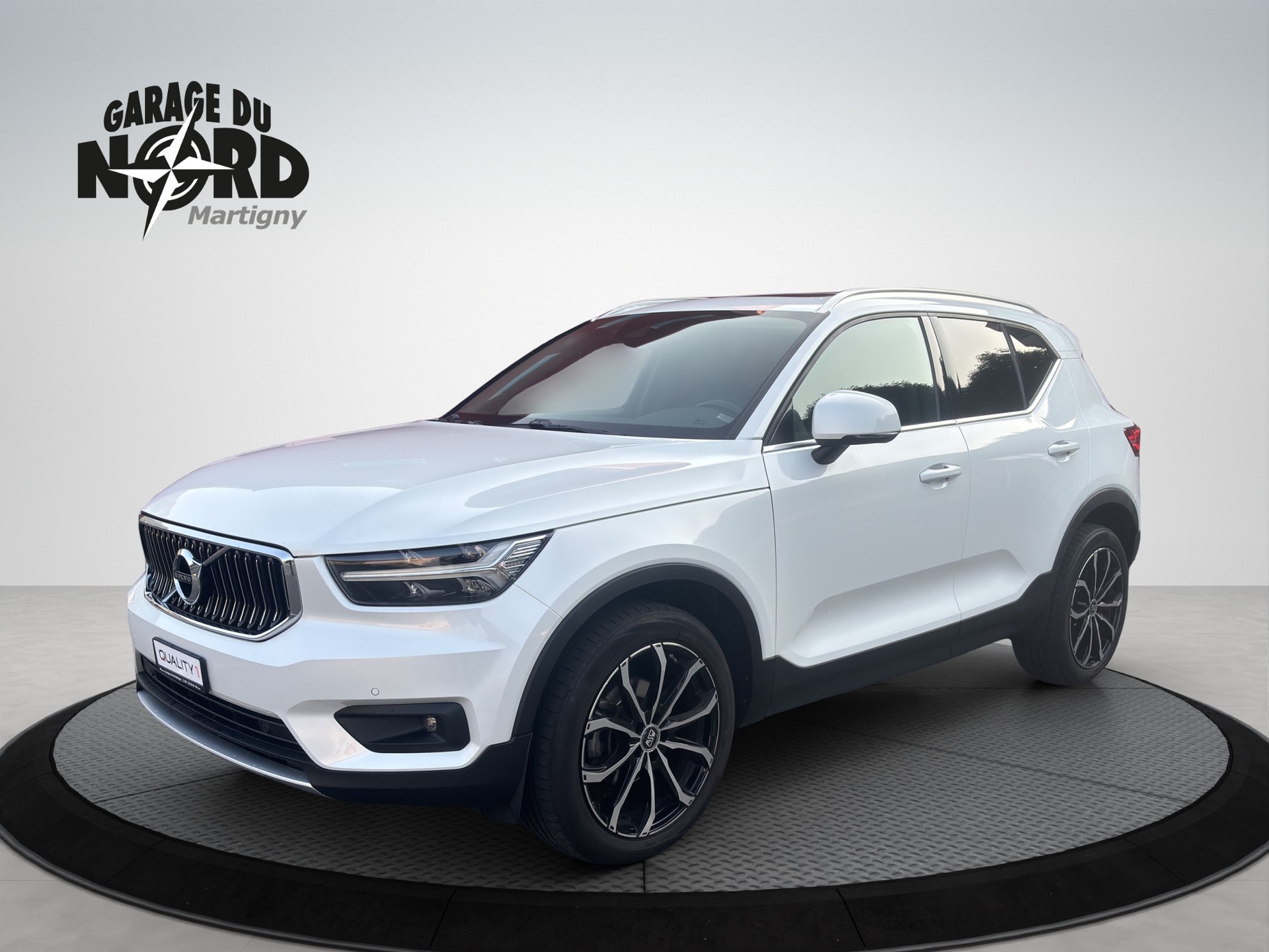 VOLVO XC40 T3 Inscription Geartronic-image-0