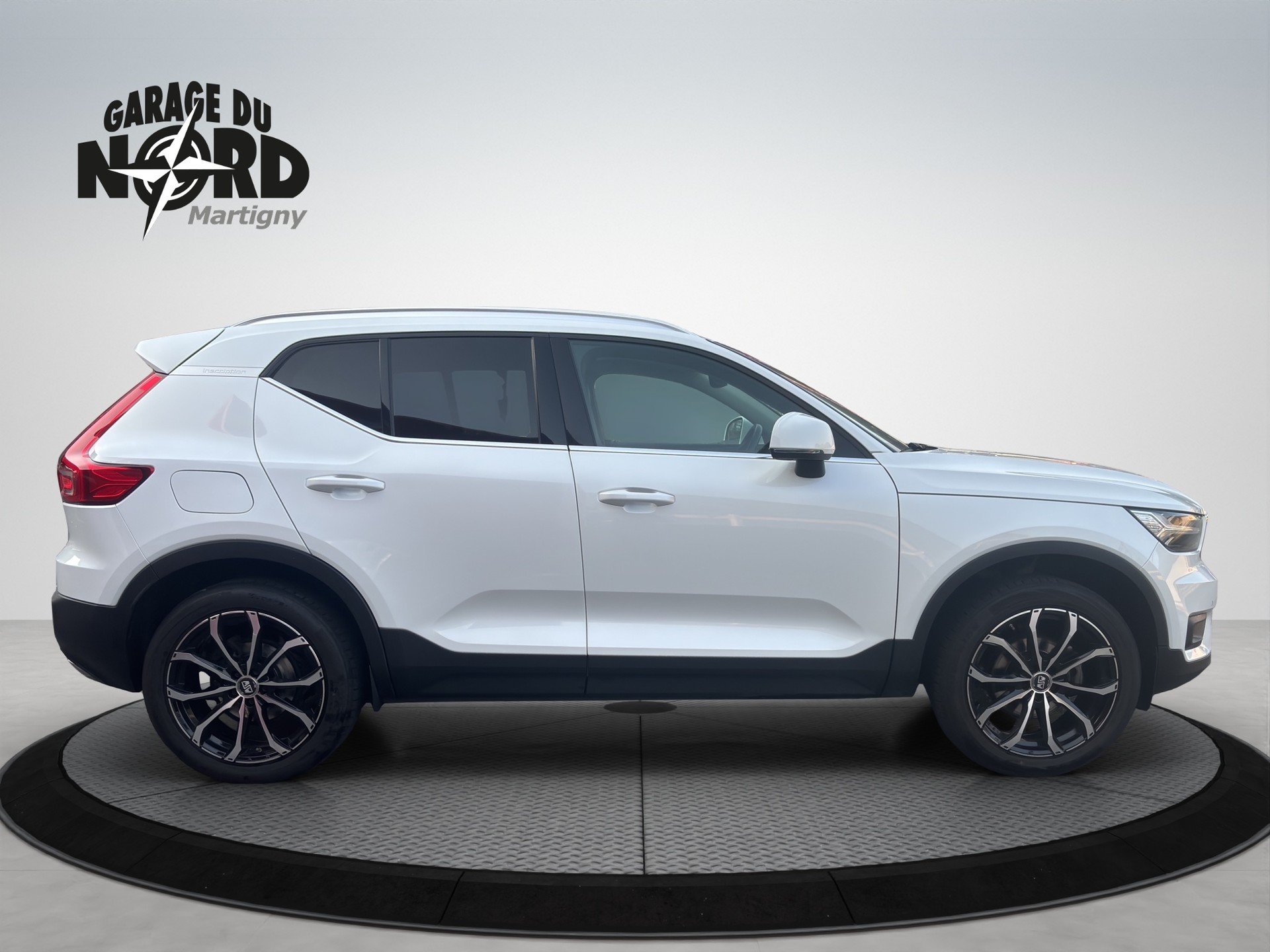 VOLVO XC40 T3 Inscription Geartronic-image-6