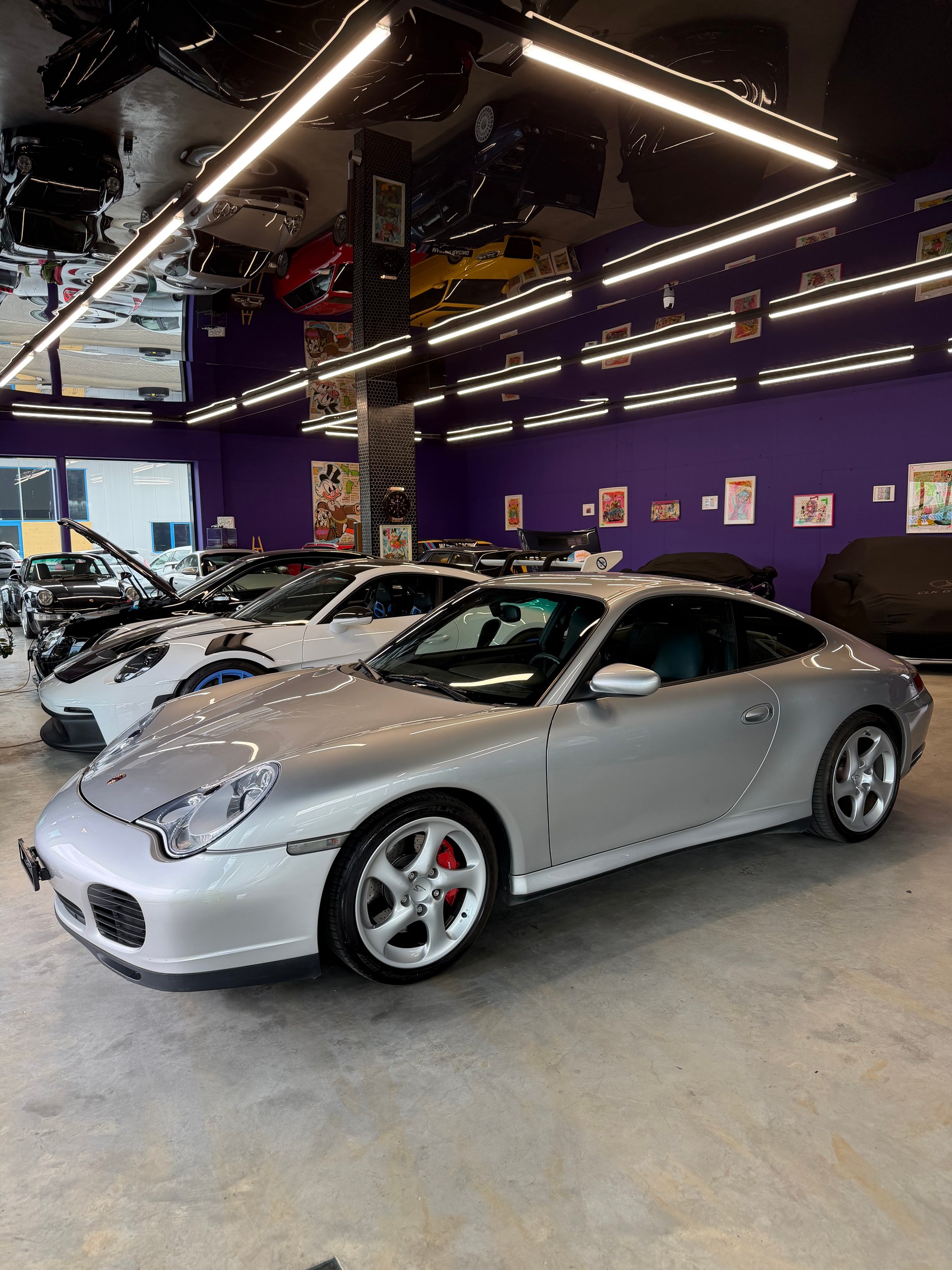 PORSCHE 911 Carrera 4 S-image-2