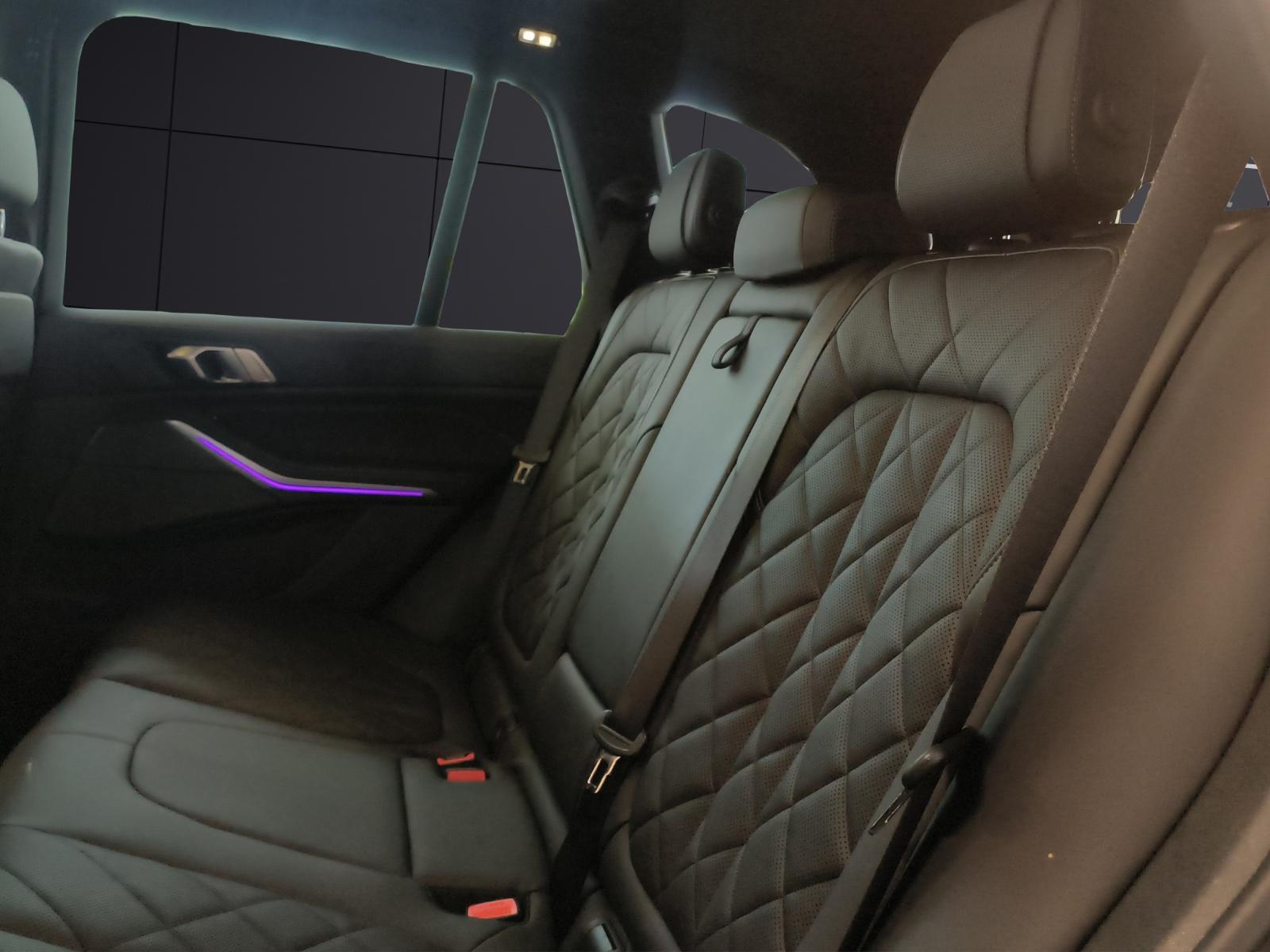 BMW X5 30d xDrive SAG-image-12