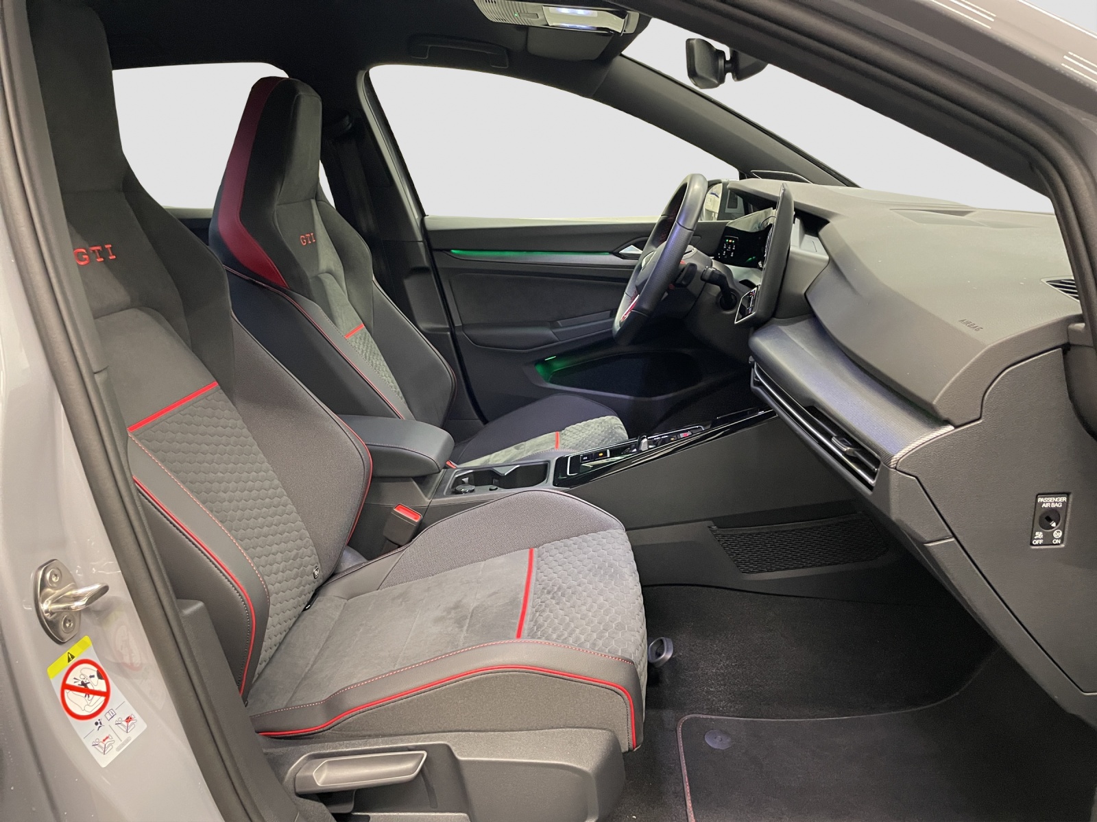 VW Golf 2.0 TSI GTI Clubsport DSG-image-13
