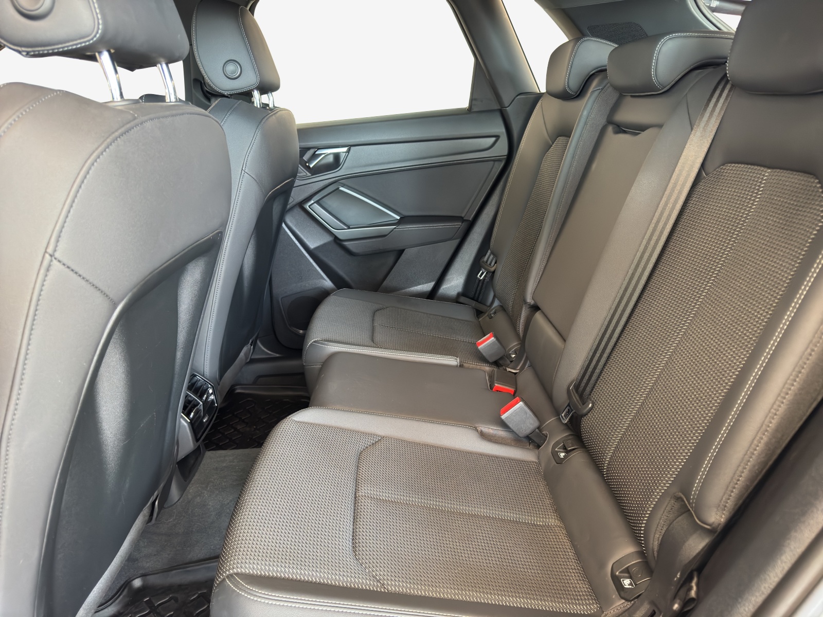 AUDI Q3 35 TFSI advanced Attraction S-tronic-image-11