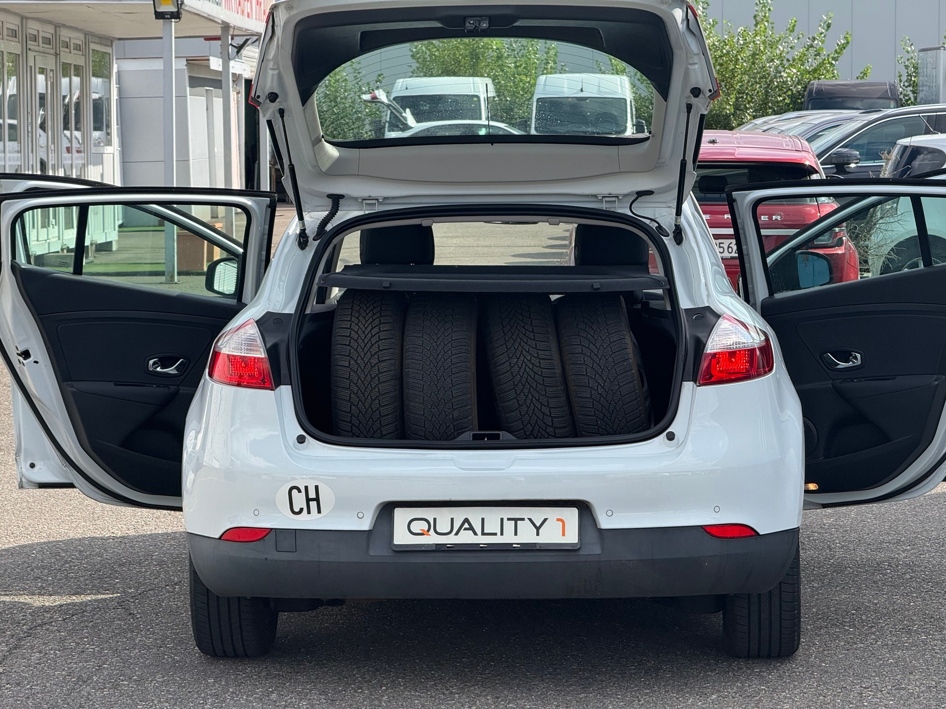 RENAULT Mégane 1.5 dCi Bose-image-9