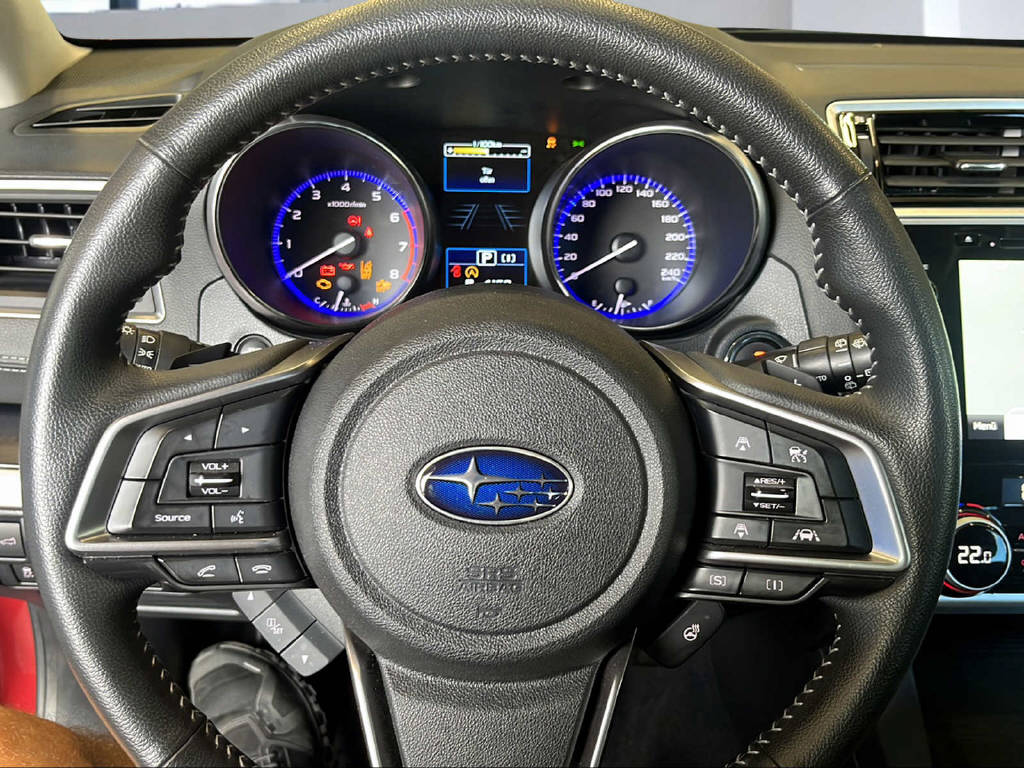 SUBARU Outback 2.5i Luxury-image-13