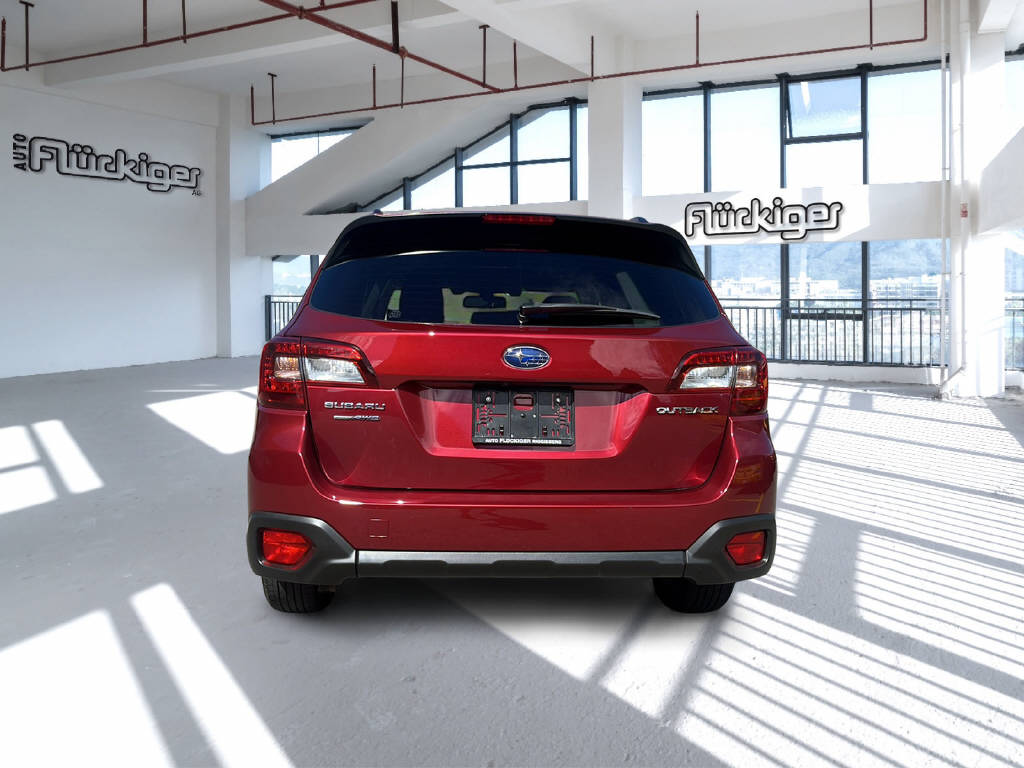 SUBARU Outback 2.5i Luxury-image-5